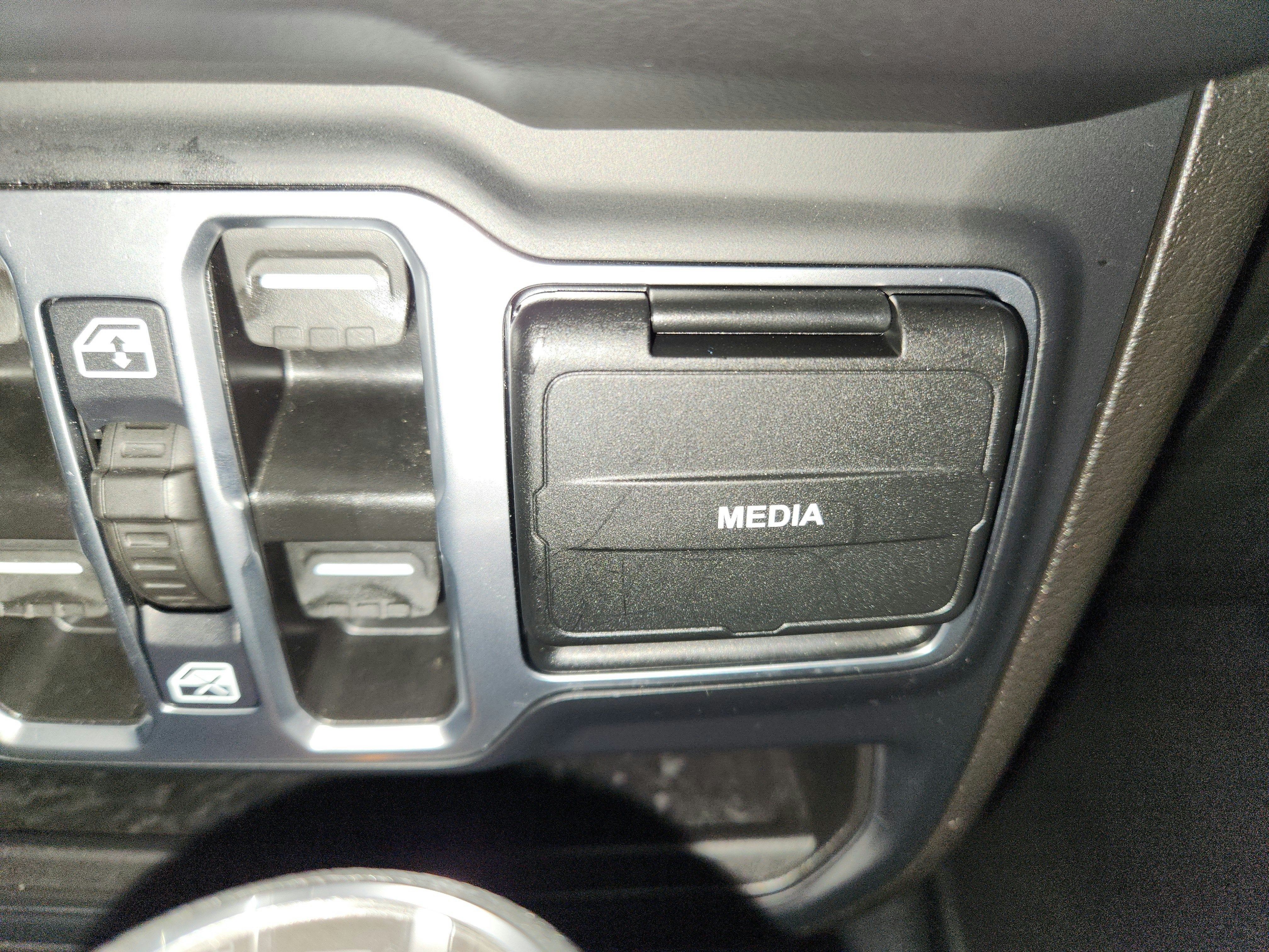 2025 Jeep Wrangler Sahara 4 Door 4x4