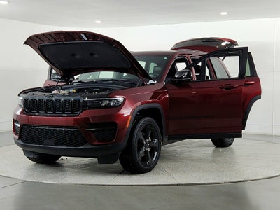 2023 Jeep Grand Cherokee Altitude