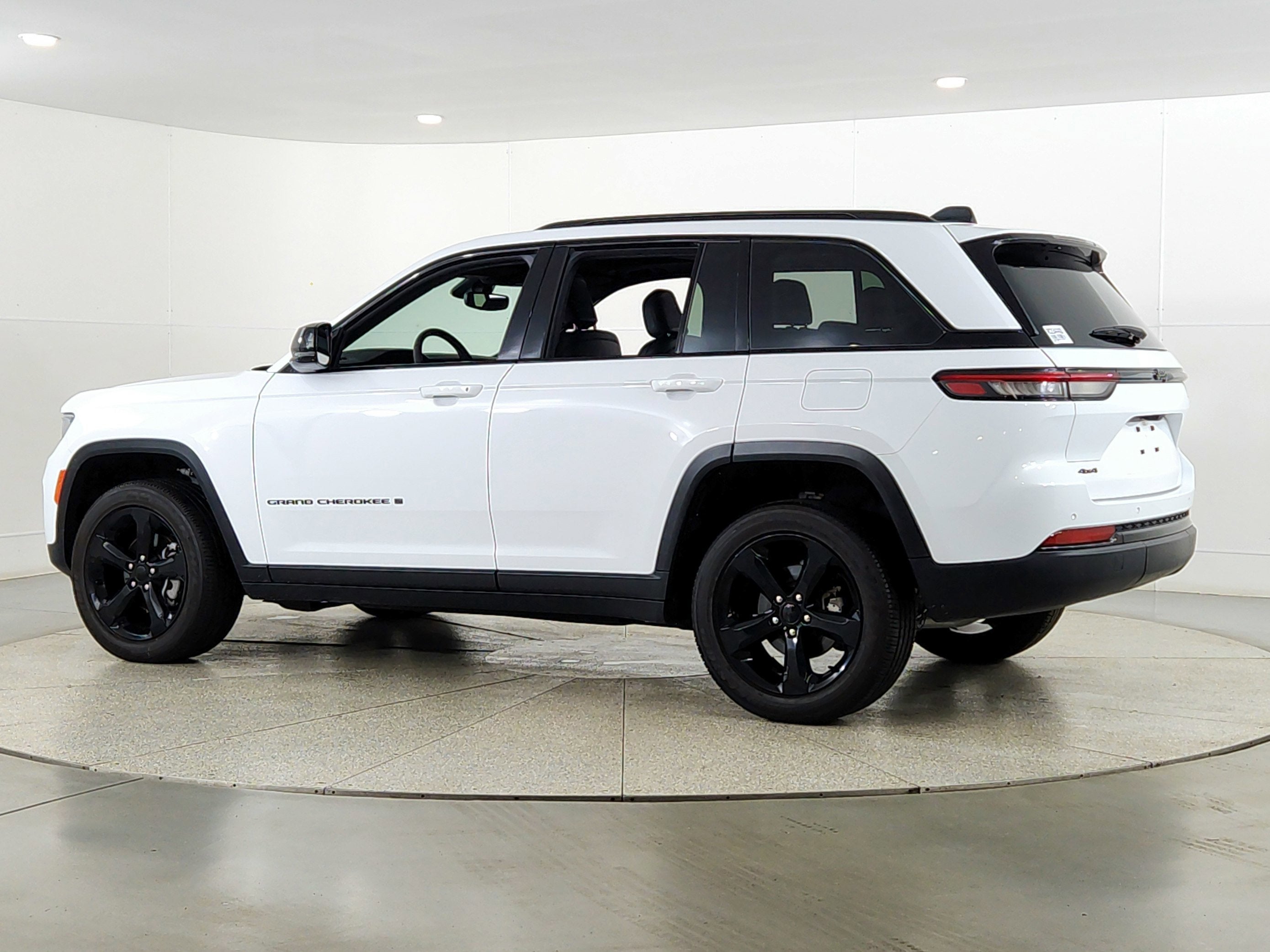 2024 Jeep Grand Cherokee Altitude X