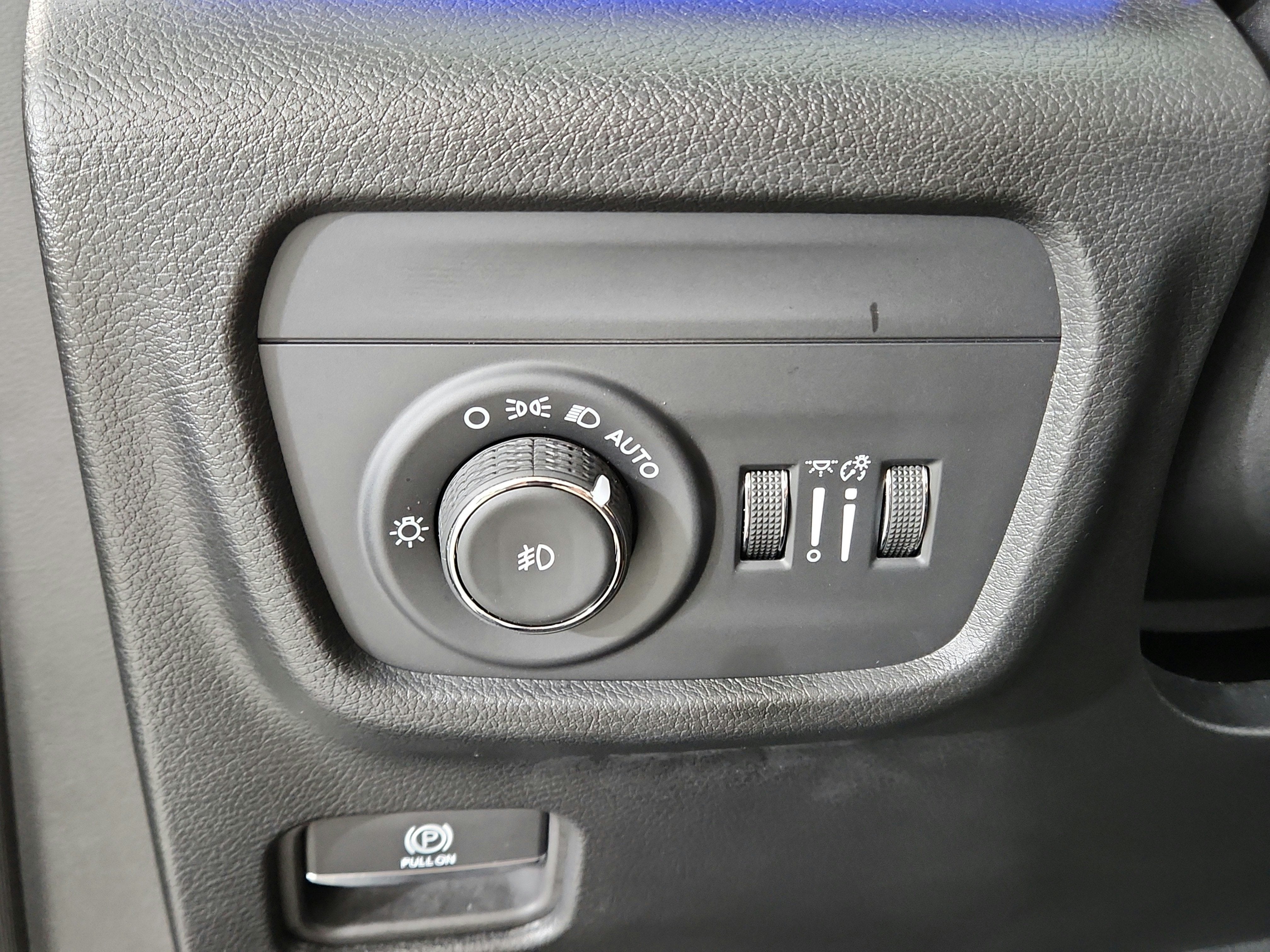 2025 Jeep Grand Cherokee Summit 4x4
