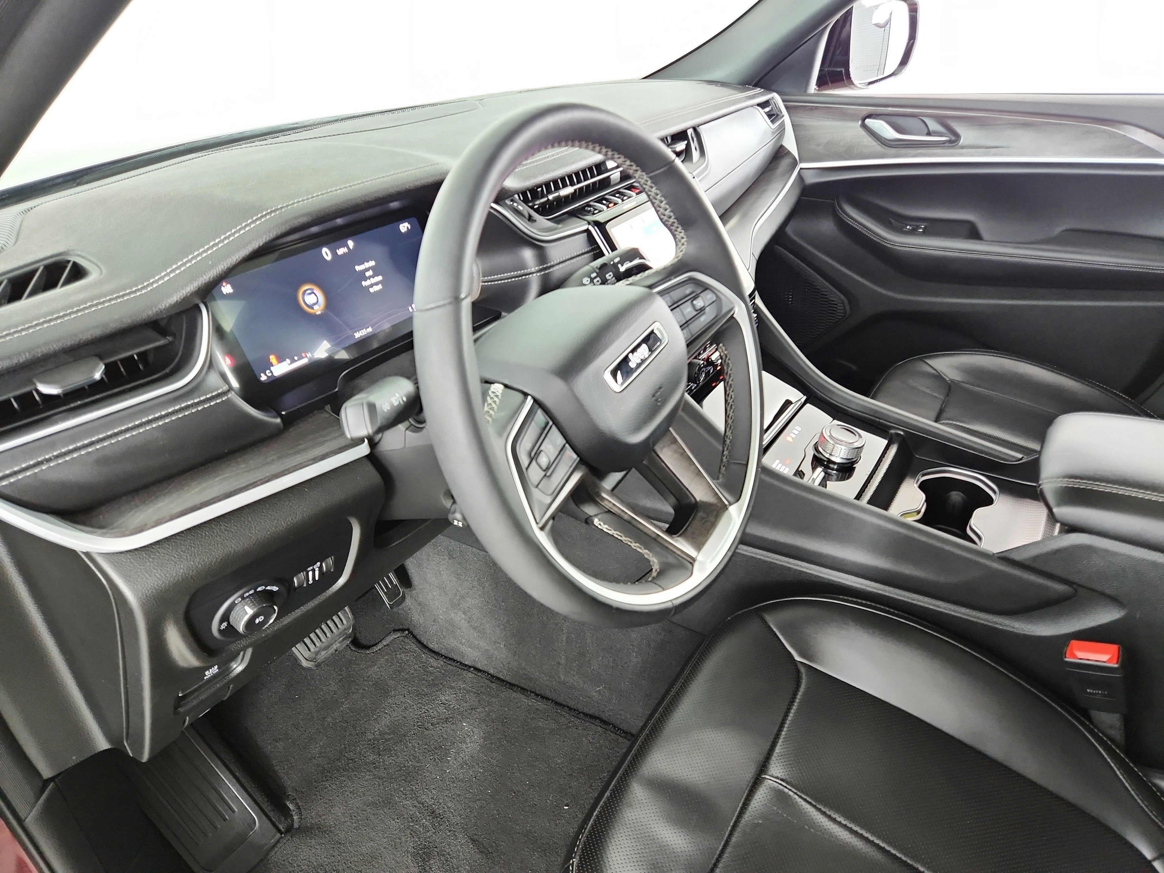 2025 Jeep Grand Cherokee L Limited 4x4