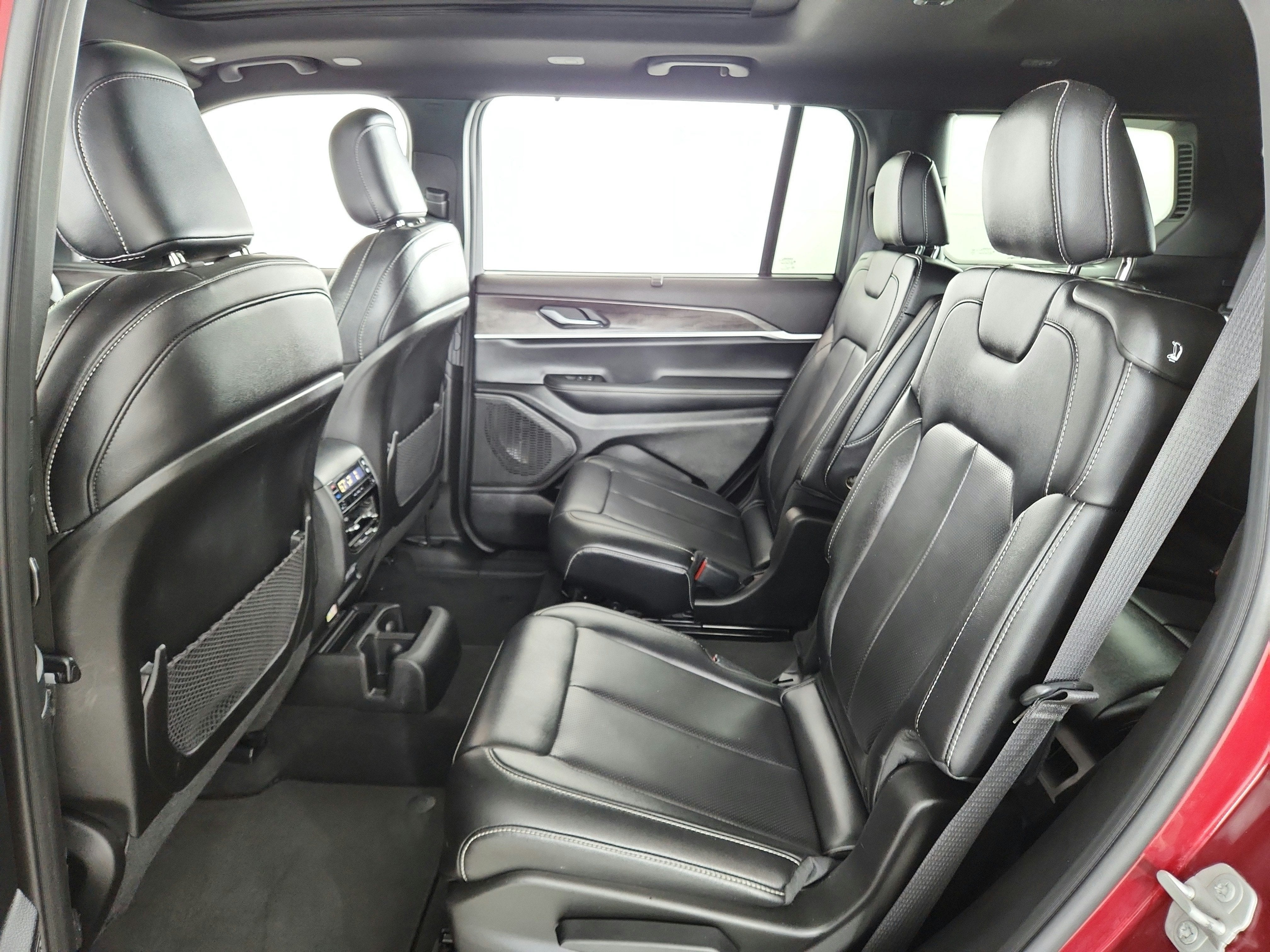 2025 Jeep Grand Cherokee L Limited 4x4