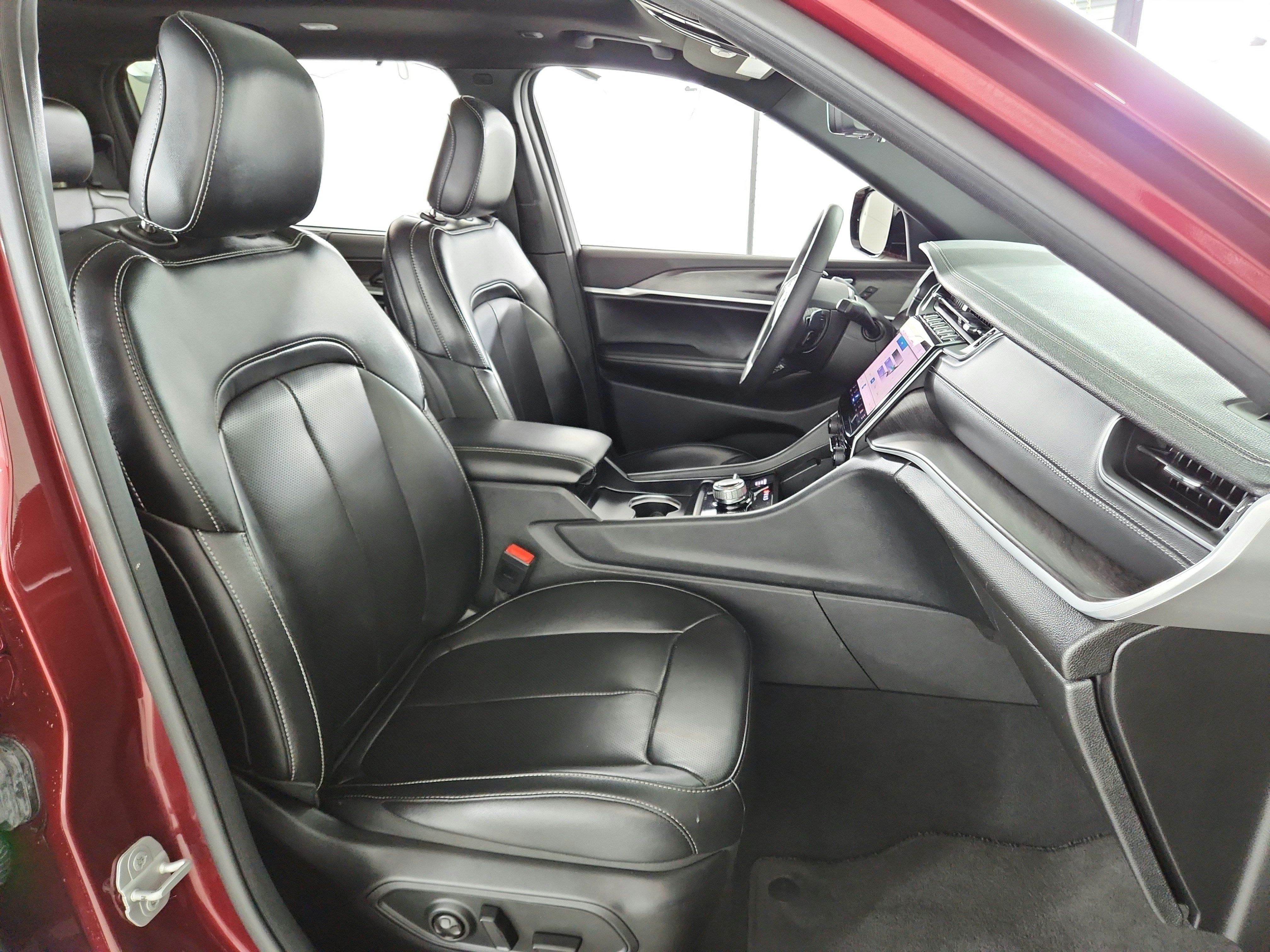 2025 Jeep Grand Cherokee L Limited 4x4