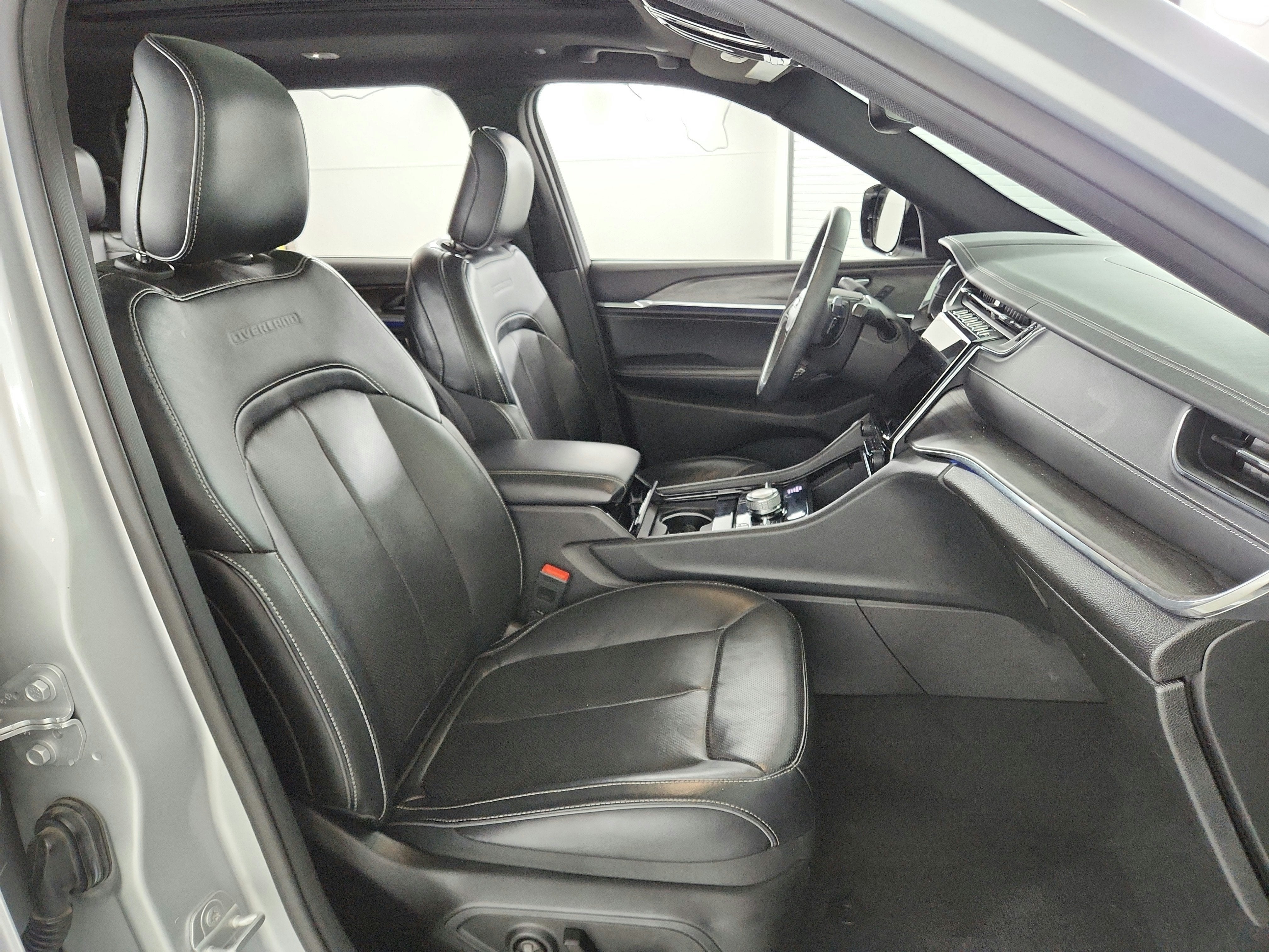 2023 Jeep Grand Cherokee L Overland 4x4
