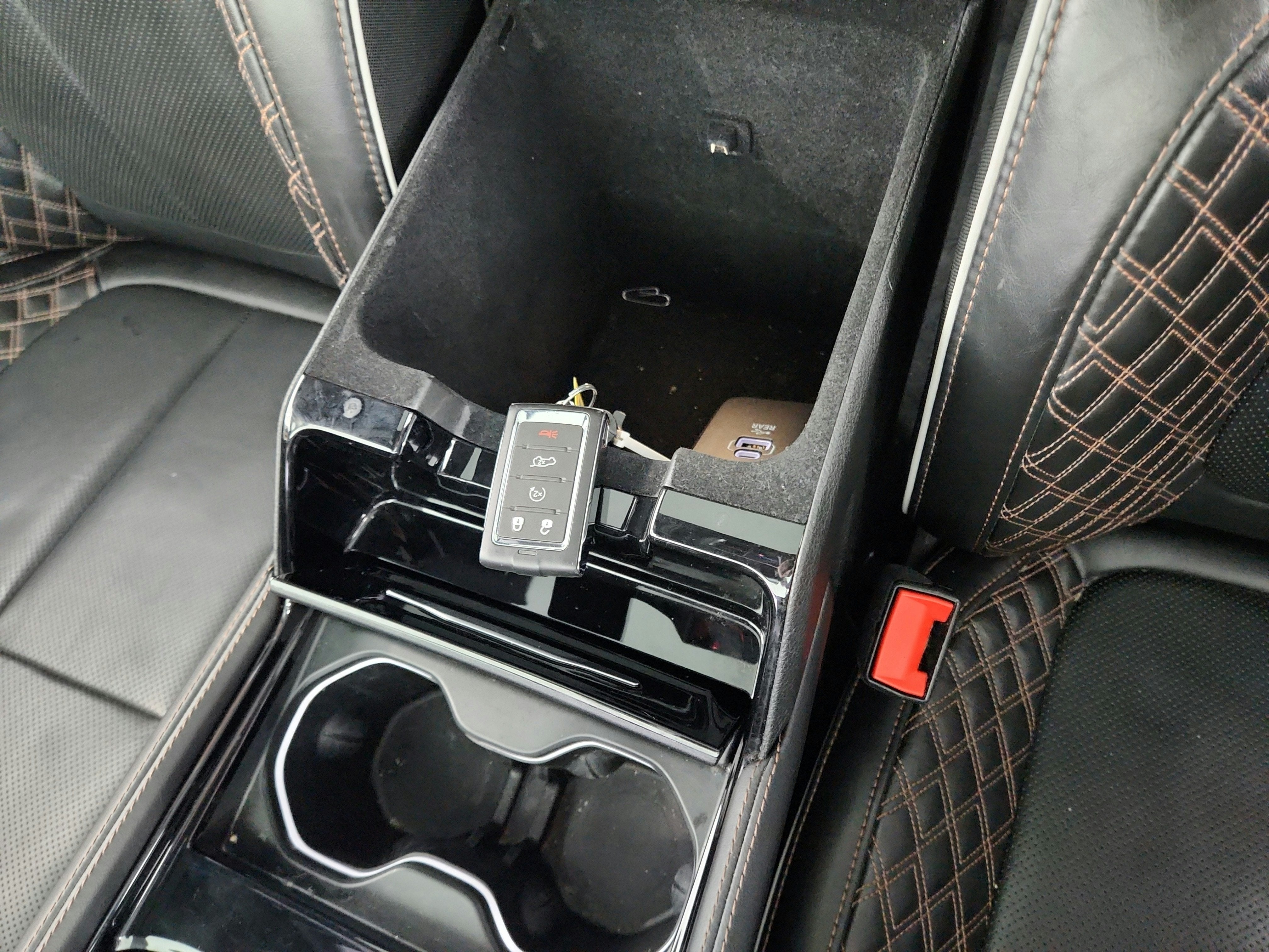 2025 Jeep Grand Cherokee L Summit Reserve 4x4