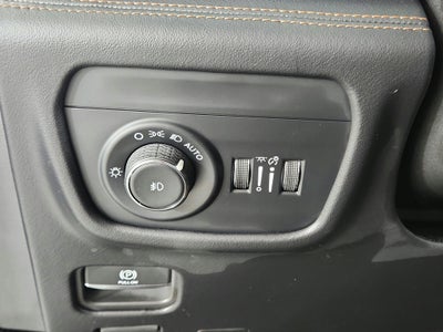 2025 Jeep Grand Cherokee L Summit Reserve 4x4