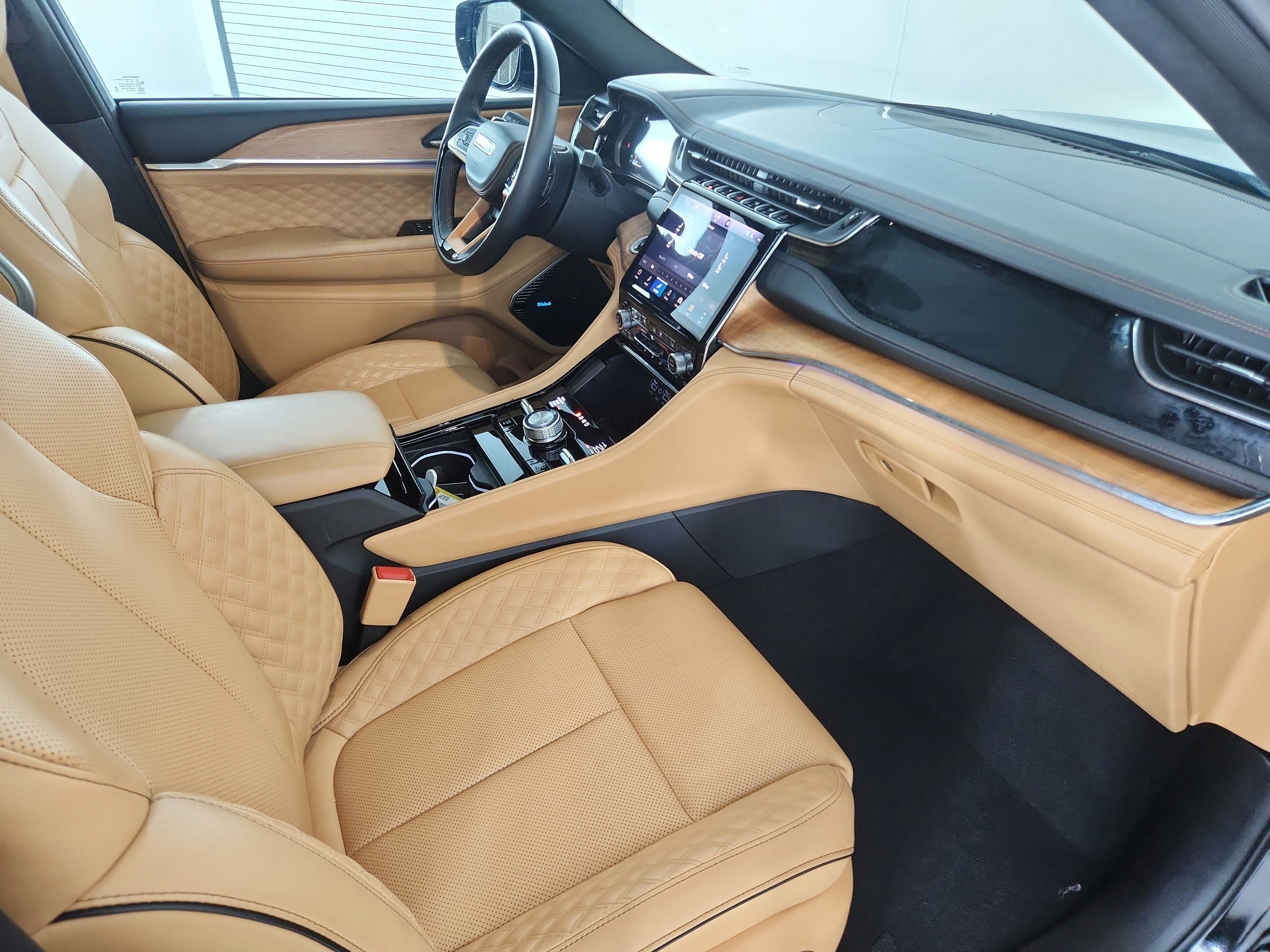 2025 Jeep Grand Cherokee L Summit Reserve 4x4