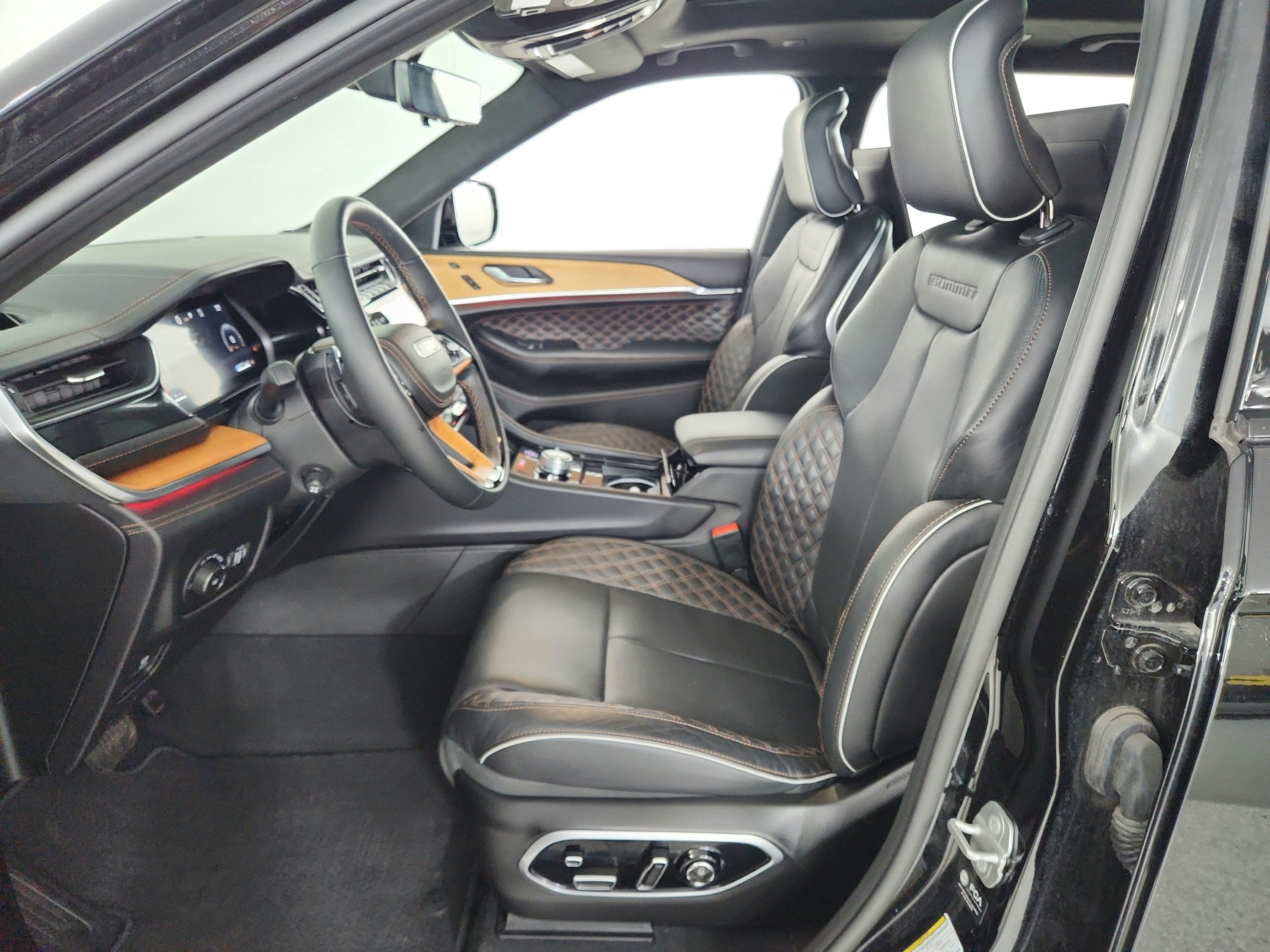 2025 Jeep Grand Cherokee L Summit Reserve 4x4