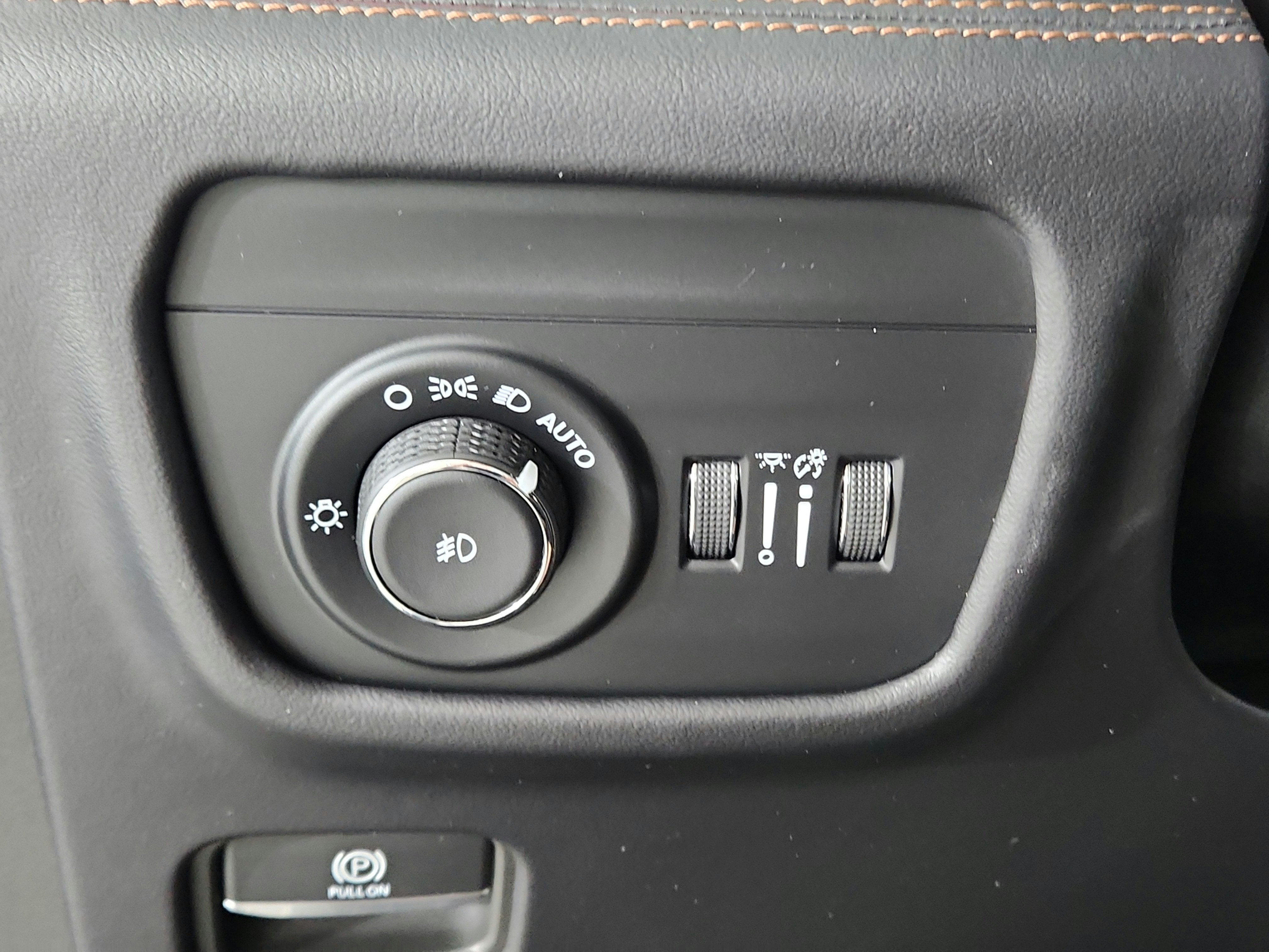 2025 Jeep Grand Cherokee L Summit Reserve 4x4