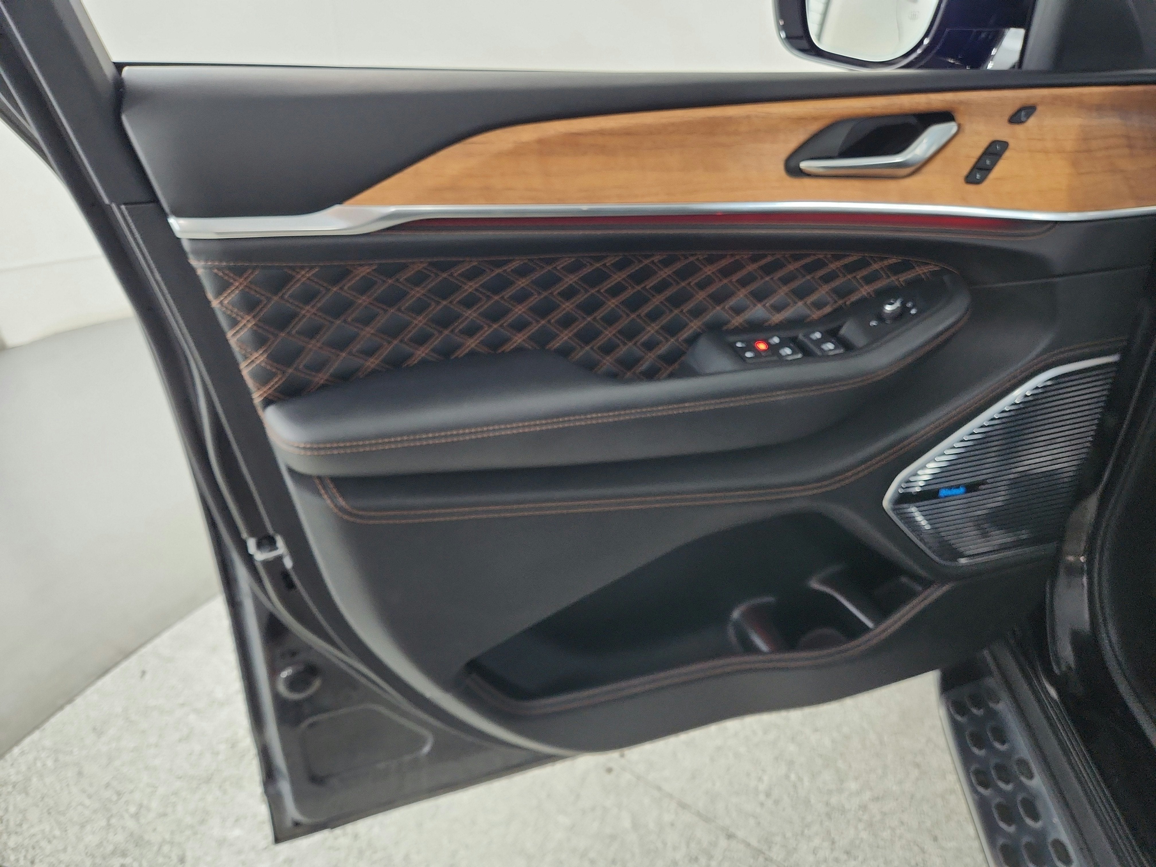 2025 Jeep Grand Cherokee L Summit Reserve 4x4