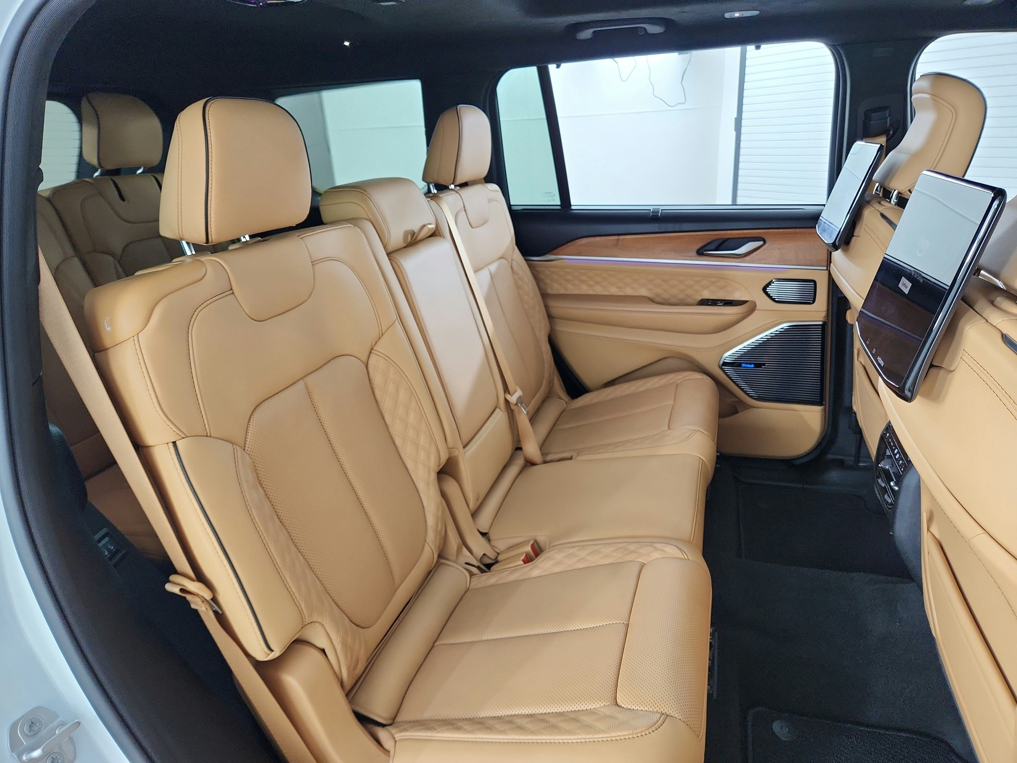 2024 Jeep Grand Cherokee L Summit Reserve 4x4