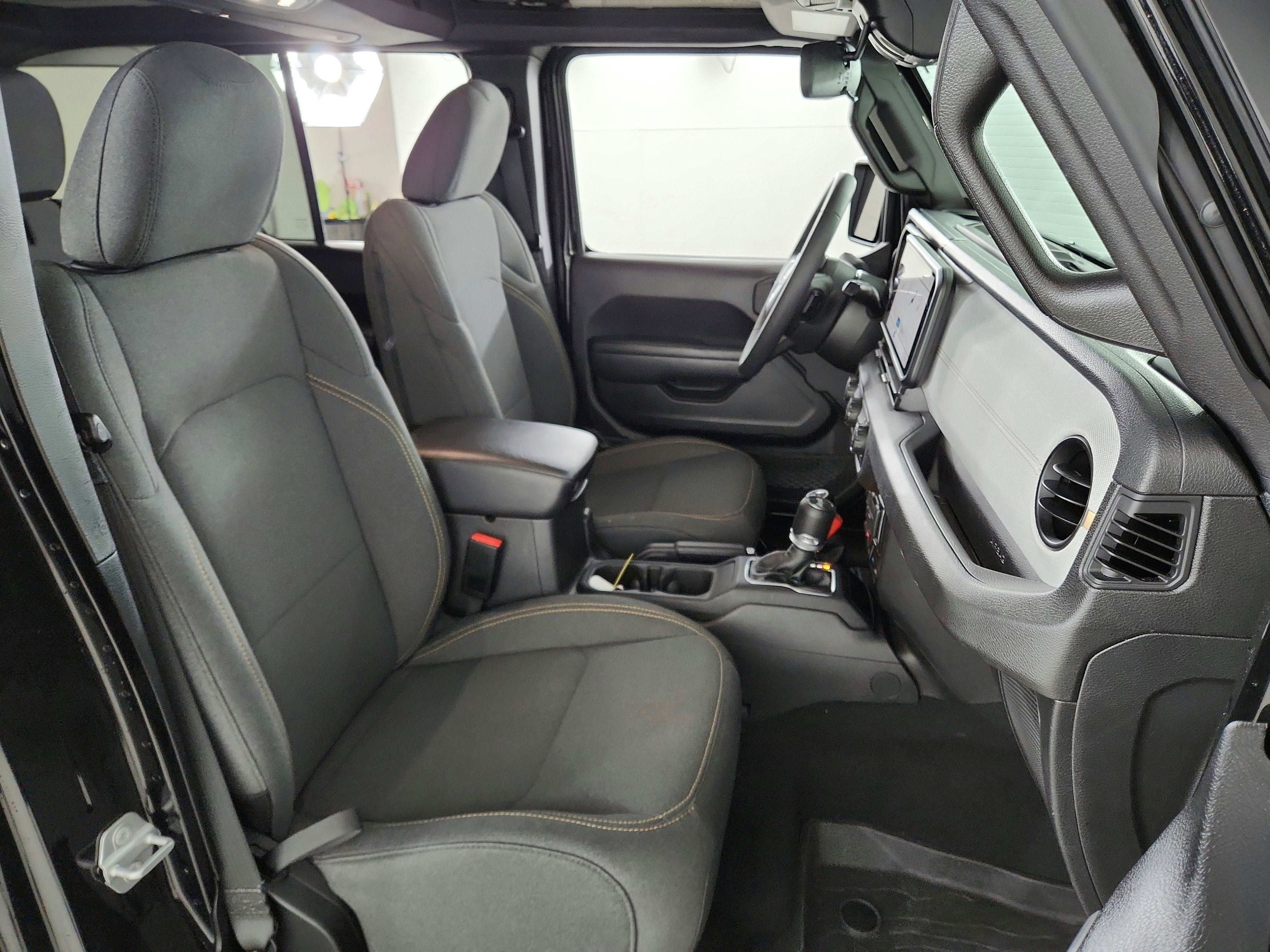 2025 Jeep Wrangler 4xe Willys