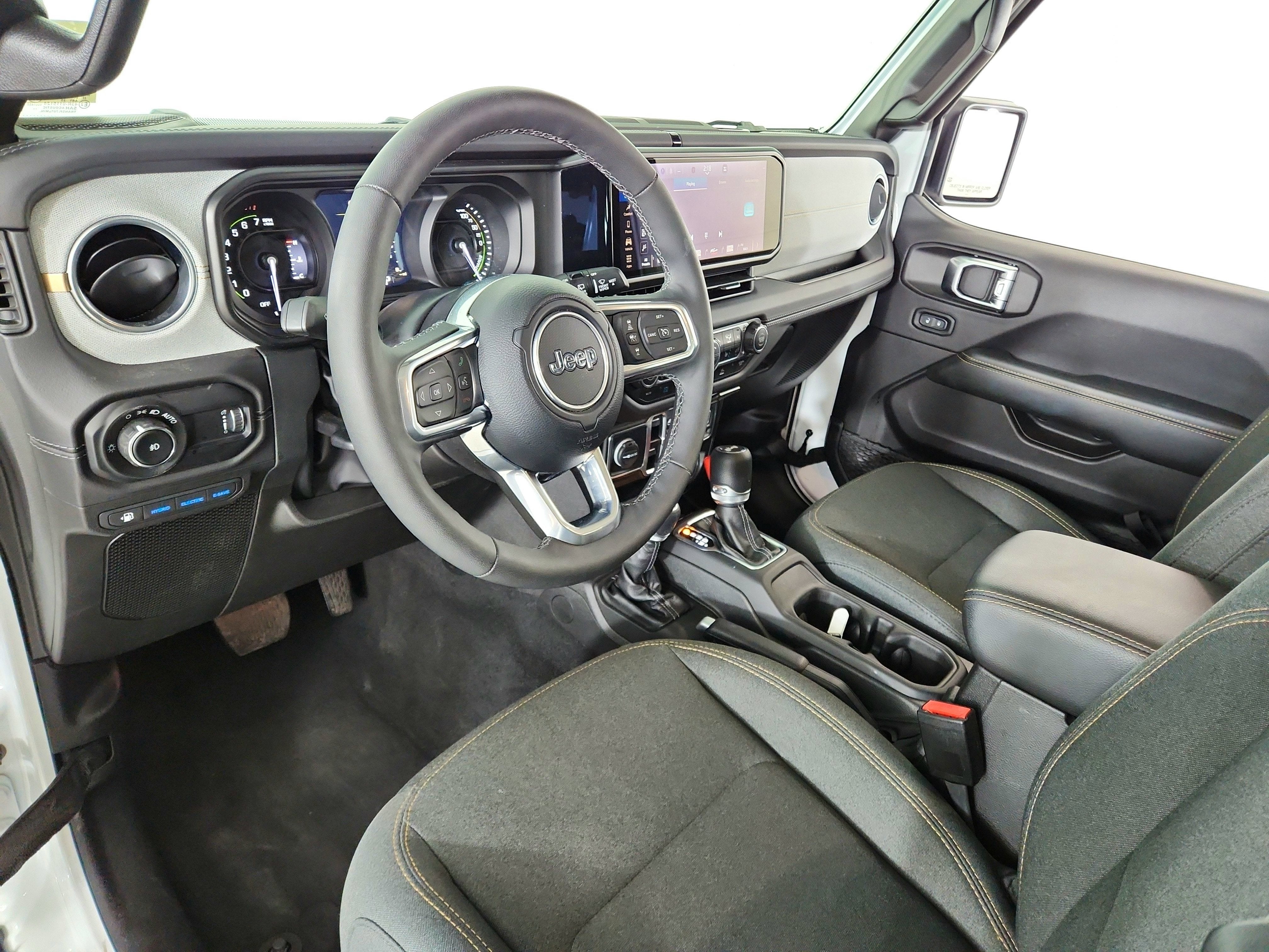 2025 Jeep Wrangler 4xe Sahara