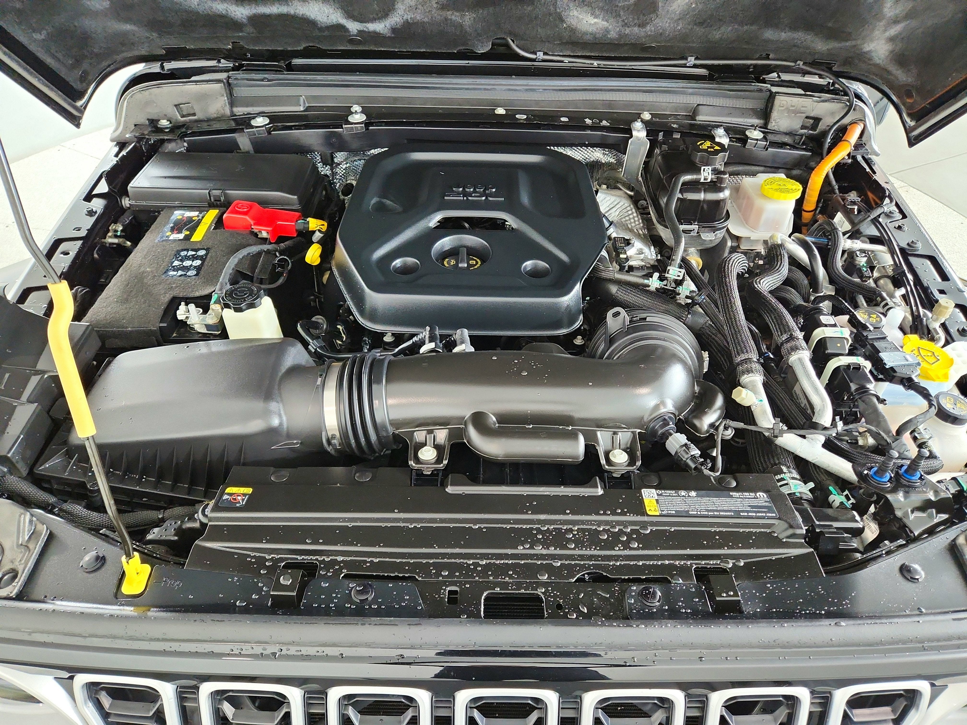 2025 Jeep Wrangler 4xe Sahara