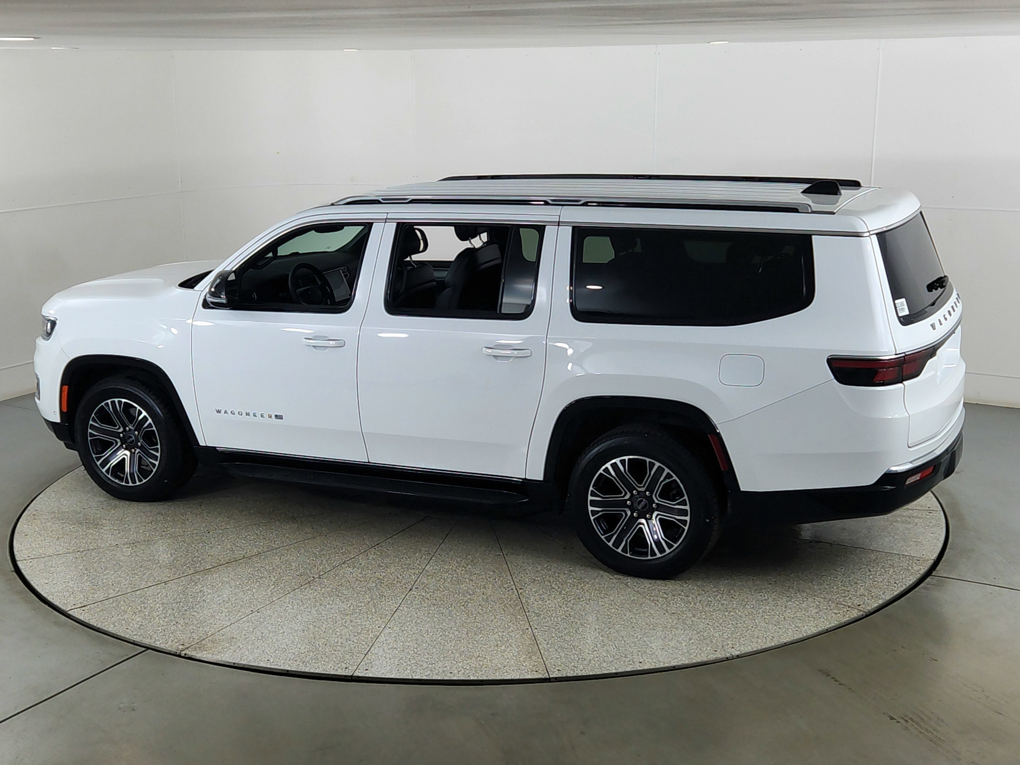 2025 Jeep Wagoneer L Series II