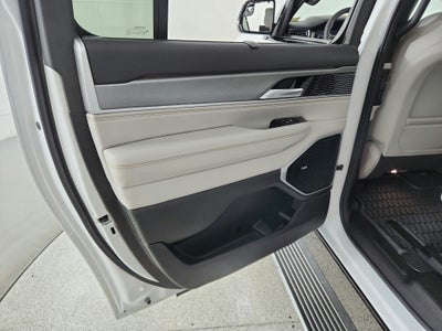 2025 Jeep Wagoneer L Series III