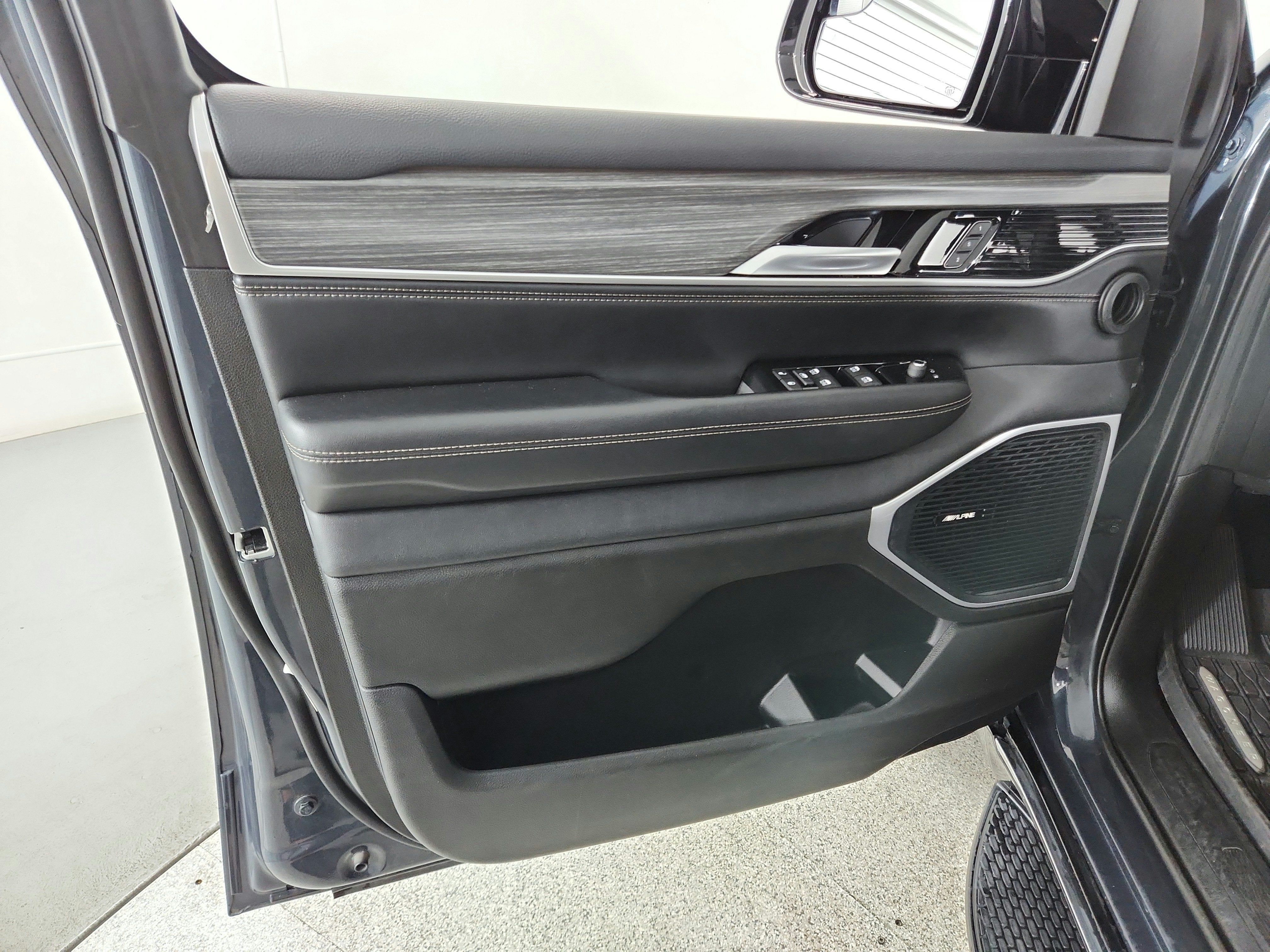 2024 Jeep Wagoneer Series II 4x4