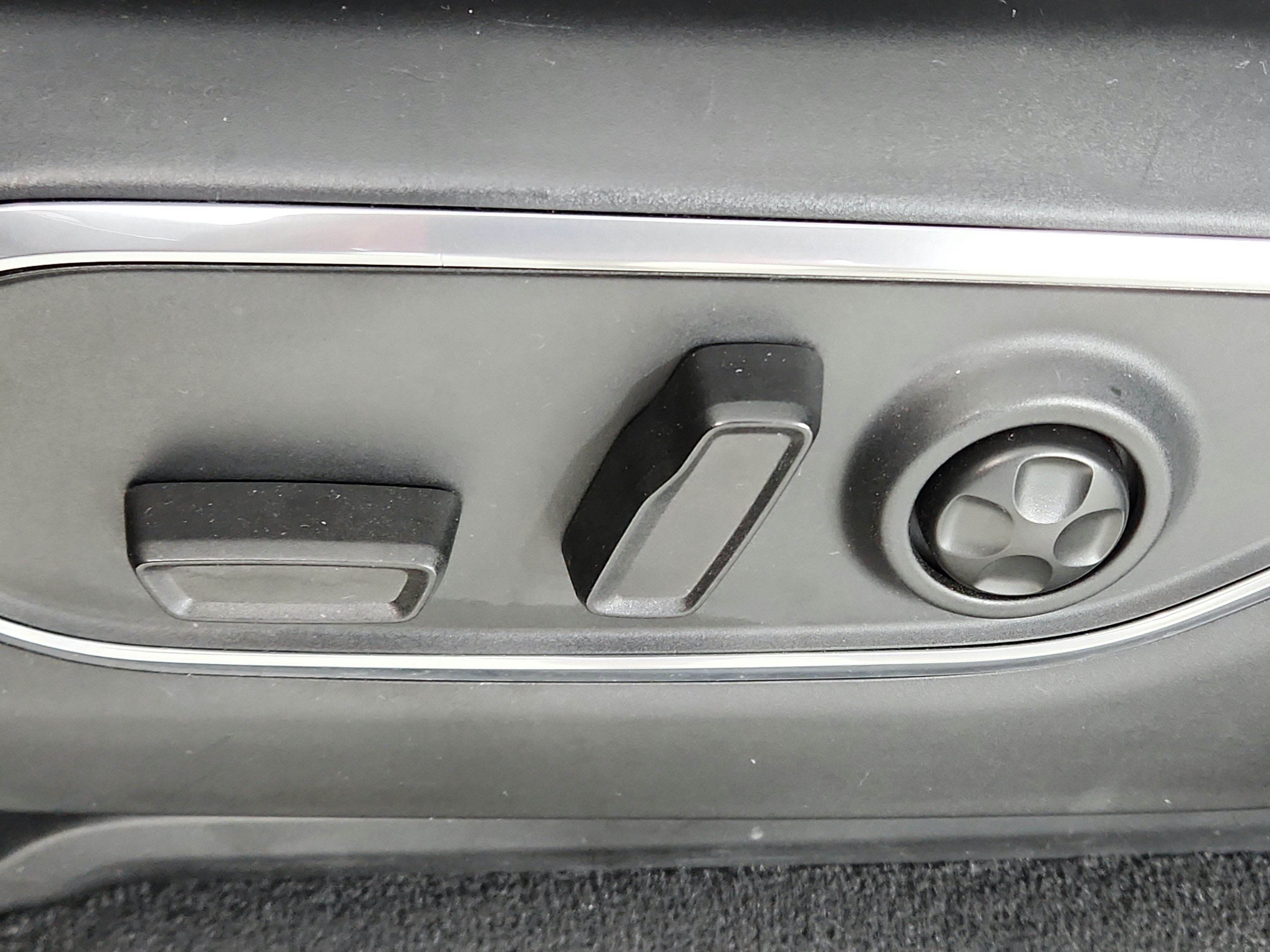 2024 Jeep Wagoneer Series II Carbide 4x4