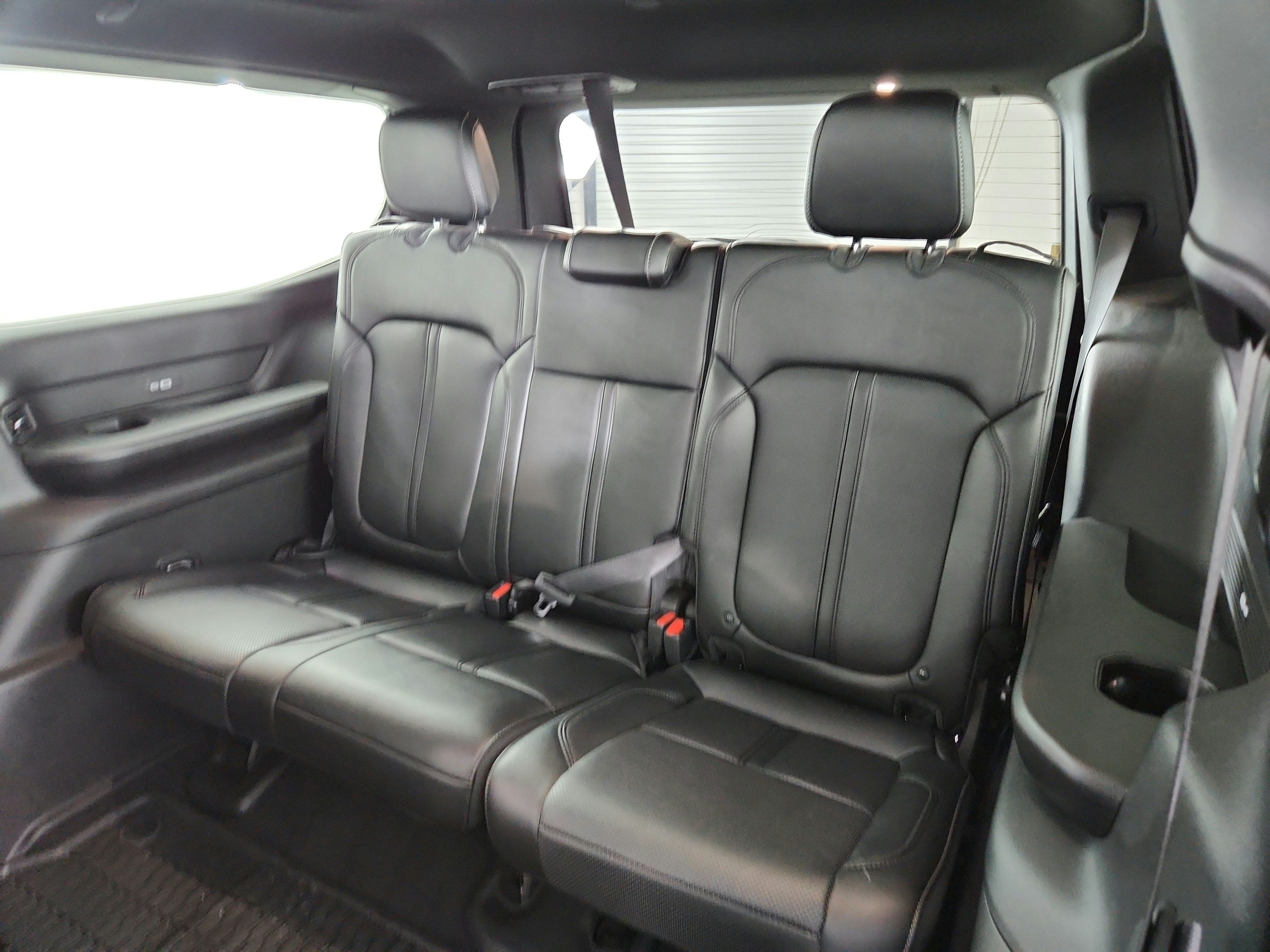 2024 Jeep Wagoneer Series II Carbide 4x4