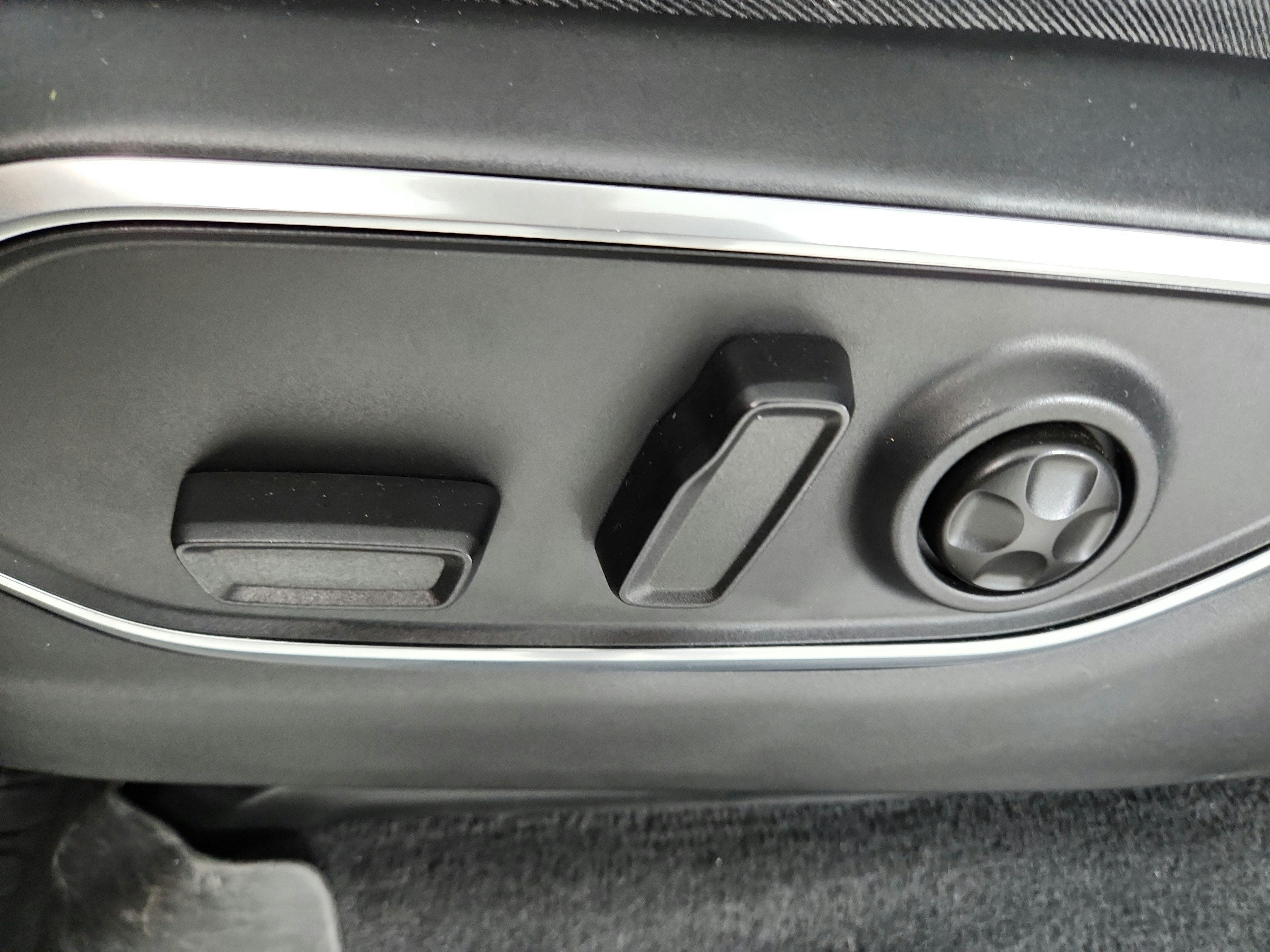 2024 Jeep Wagoneer Series II Carbide 4x4