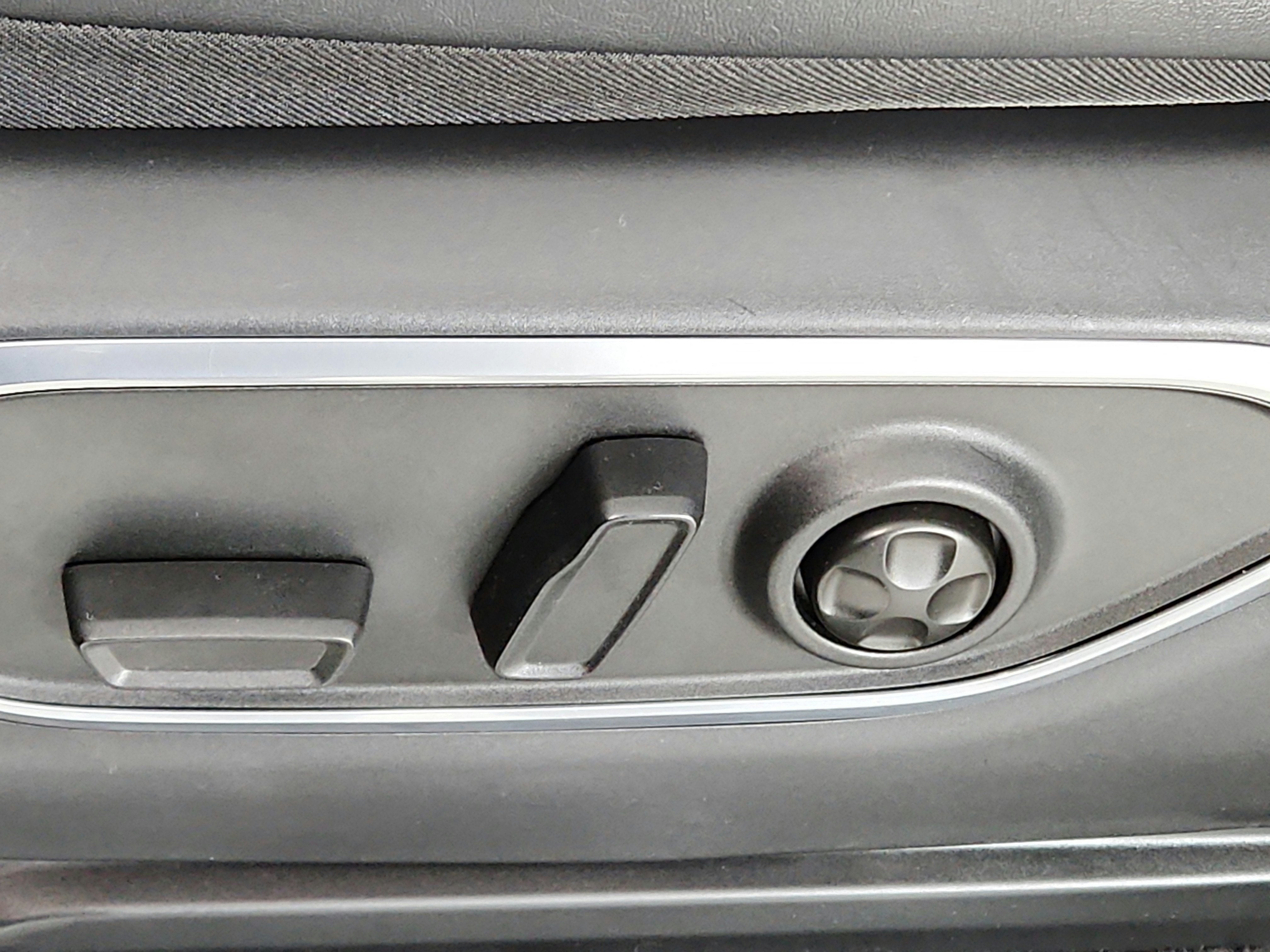 2024 Jeep Wagoneer Series II Carbide 4x4