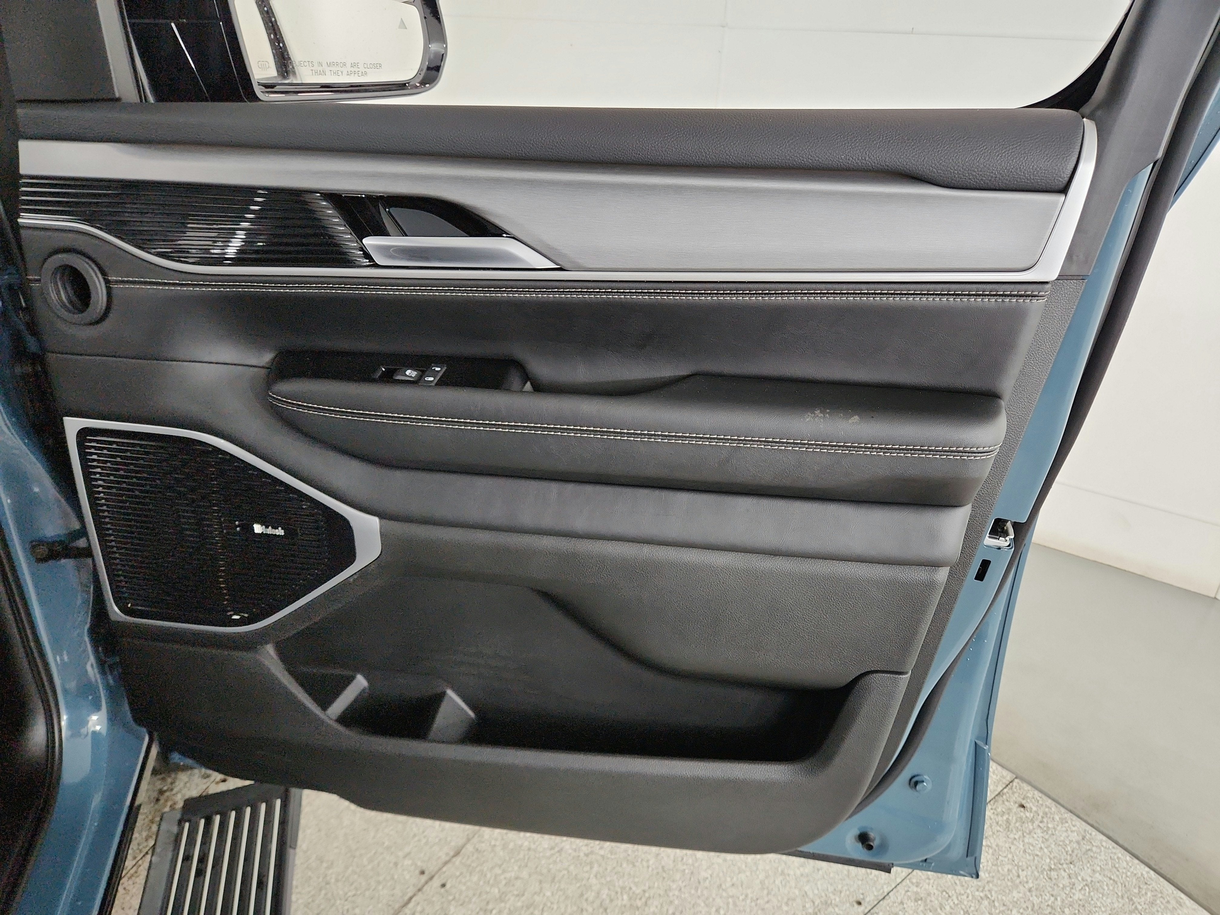 2026 Jeep Grand Wagoneer Limited Altitude 4x4
