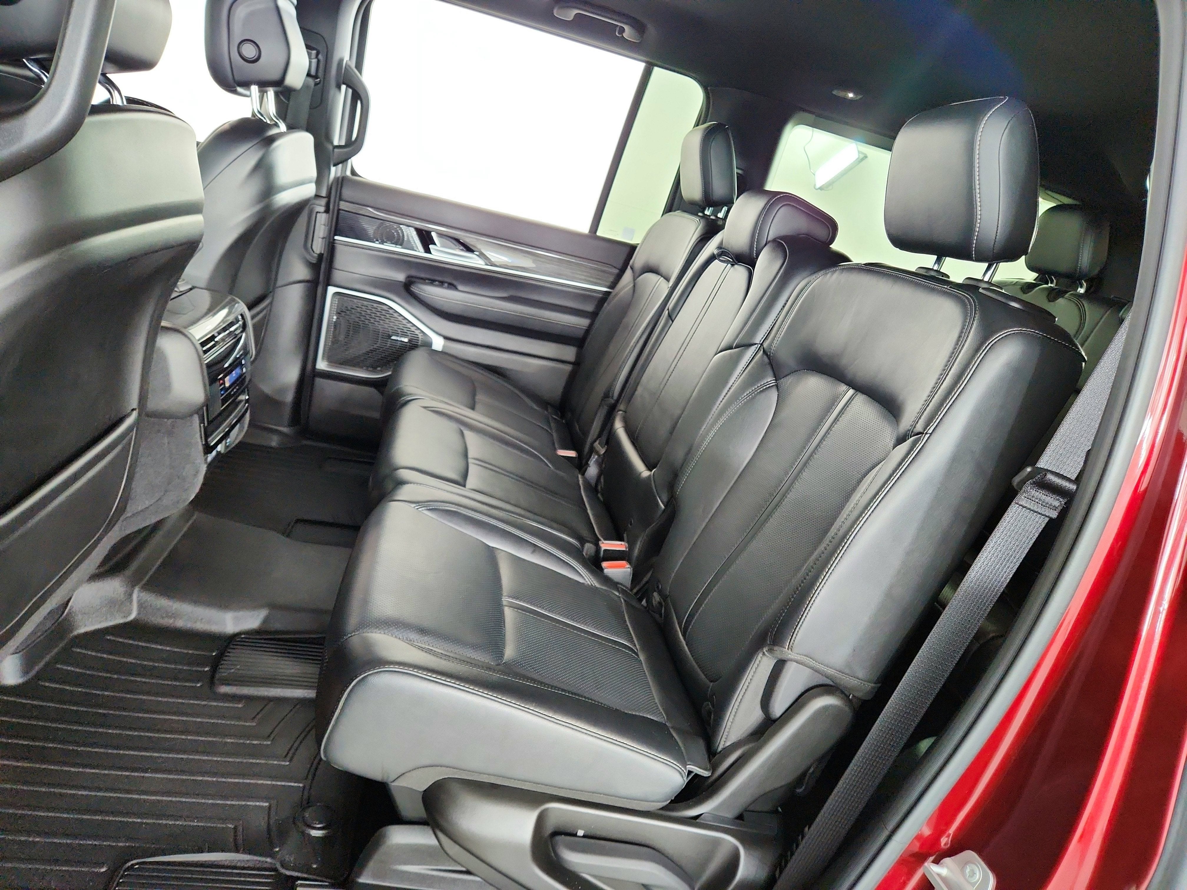 2022 Jeep Wagoneer Series II