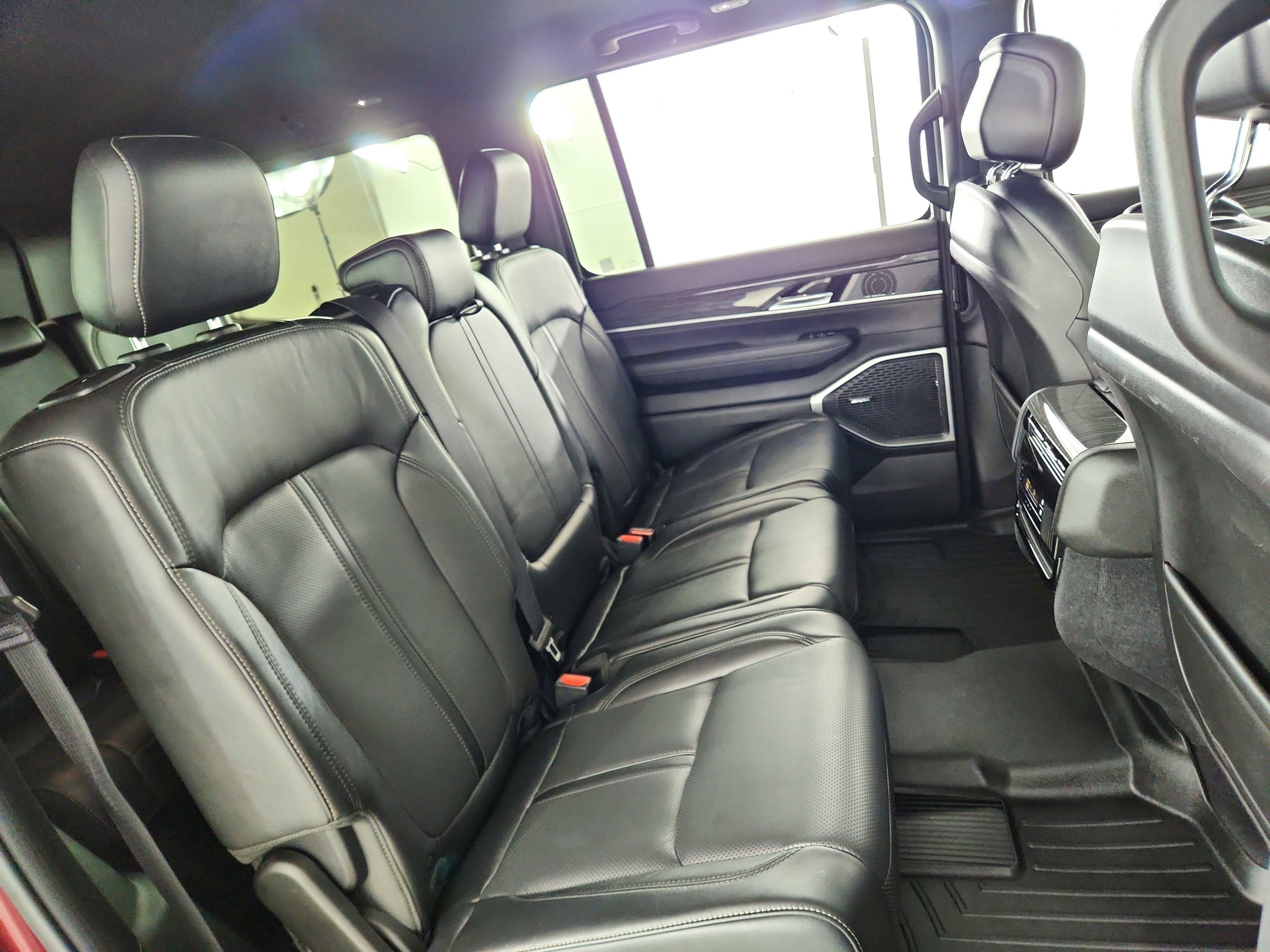 2022 Jeep Wagoneer Series II