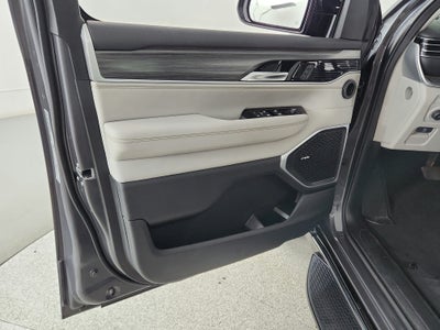 2023 Jeep Wagoneer Series III