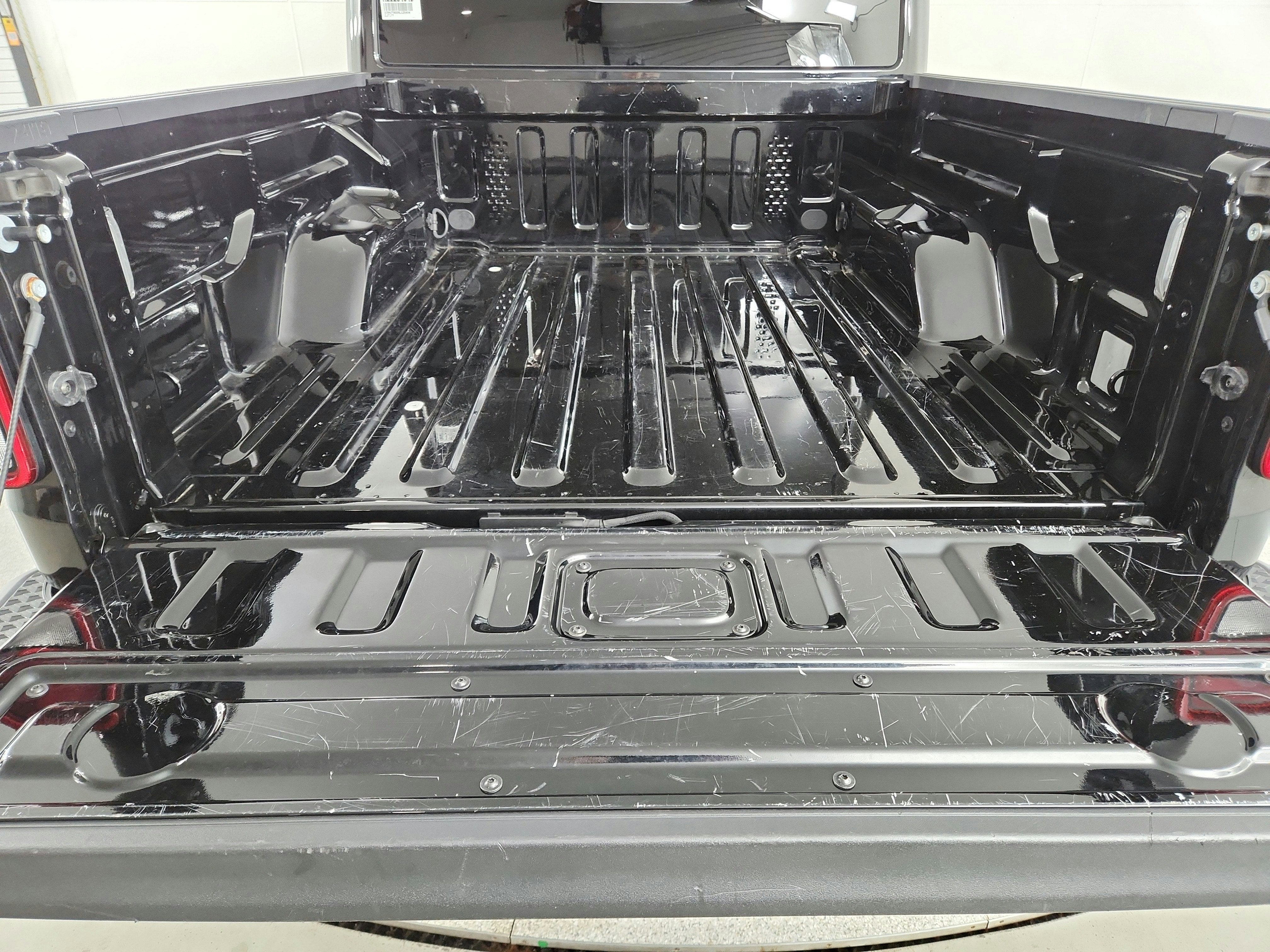 2024 Jeep Gladiator Nighthawk