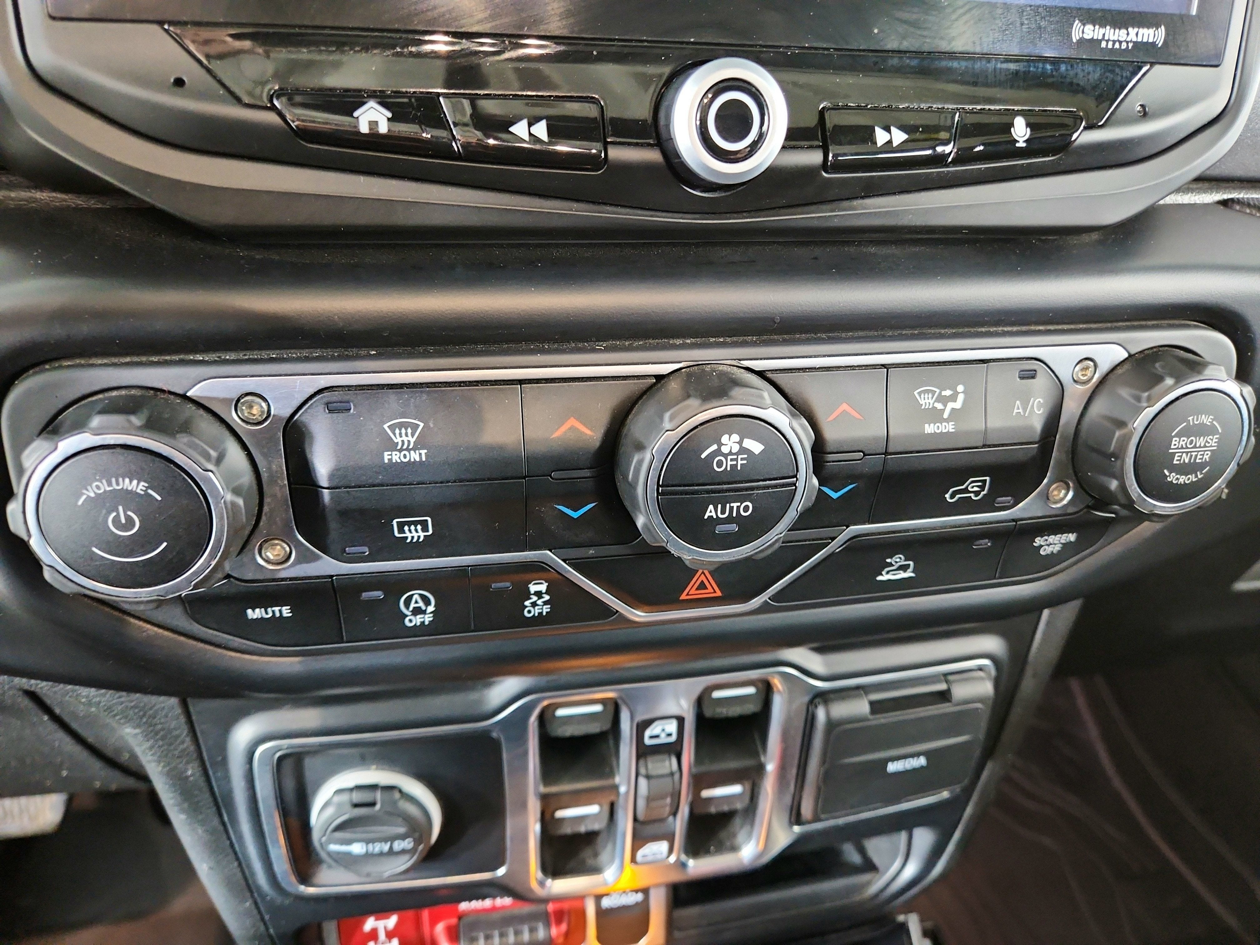 2022 Jeep Gladiator Mojave