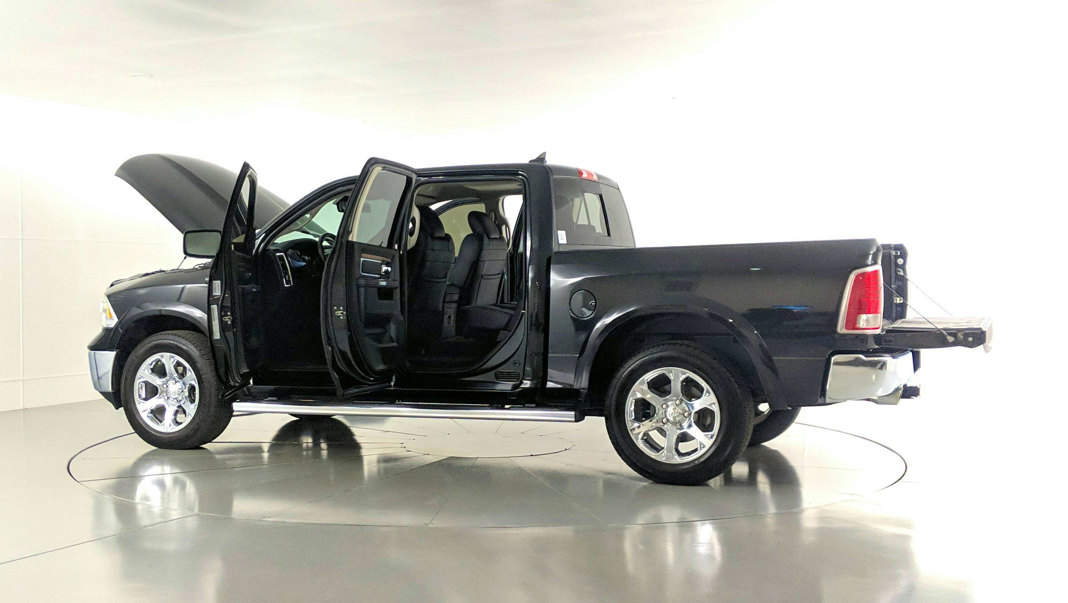 2017 RAM 1500 Laramie