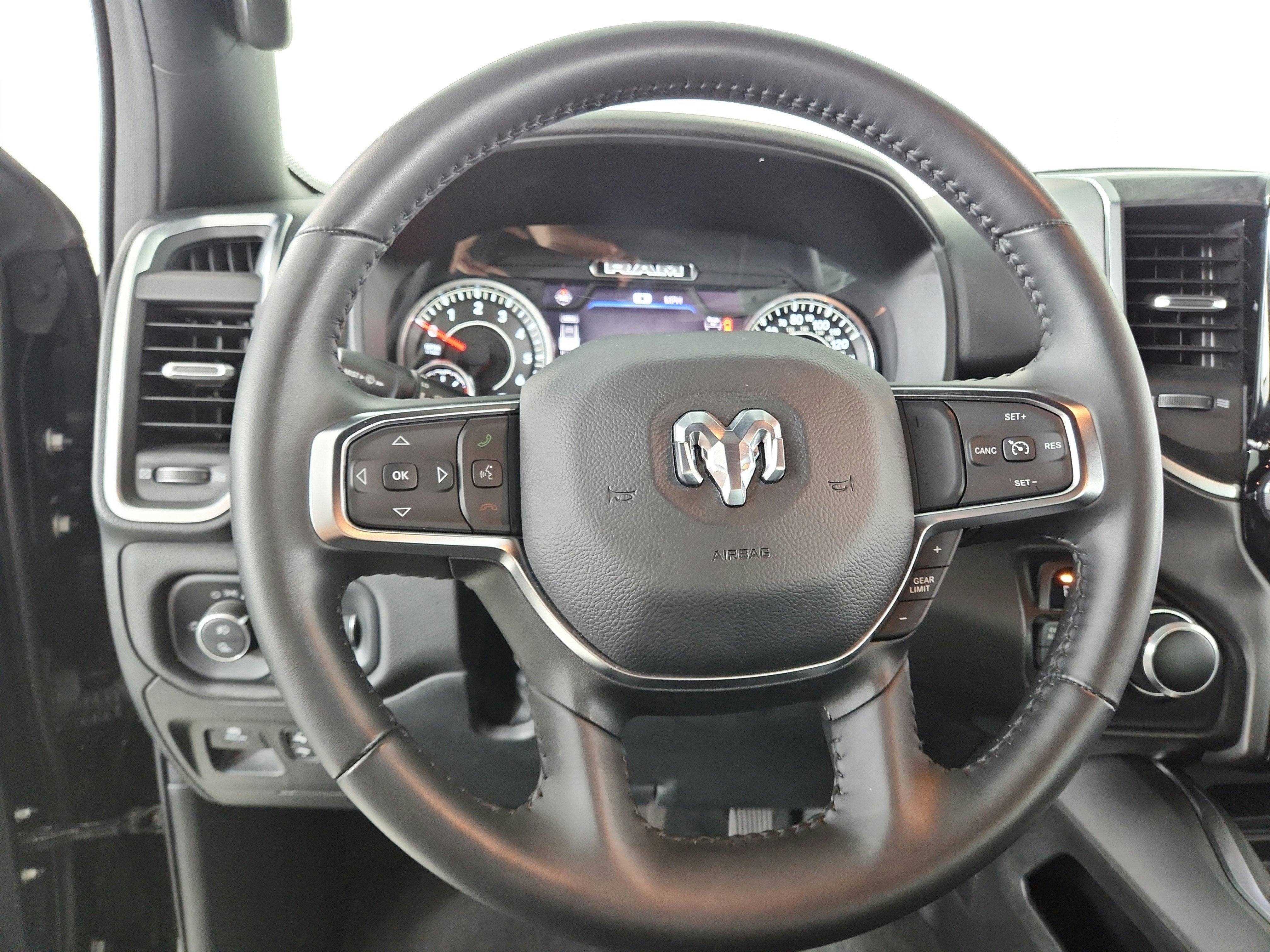 2024 RAM Ram 1500 Big Horn 4x4 Crew Cab 5'7" Box