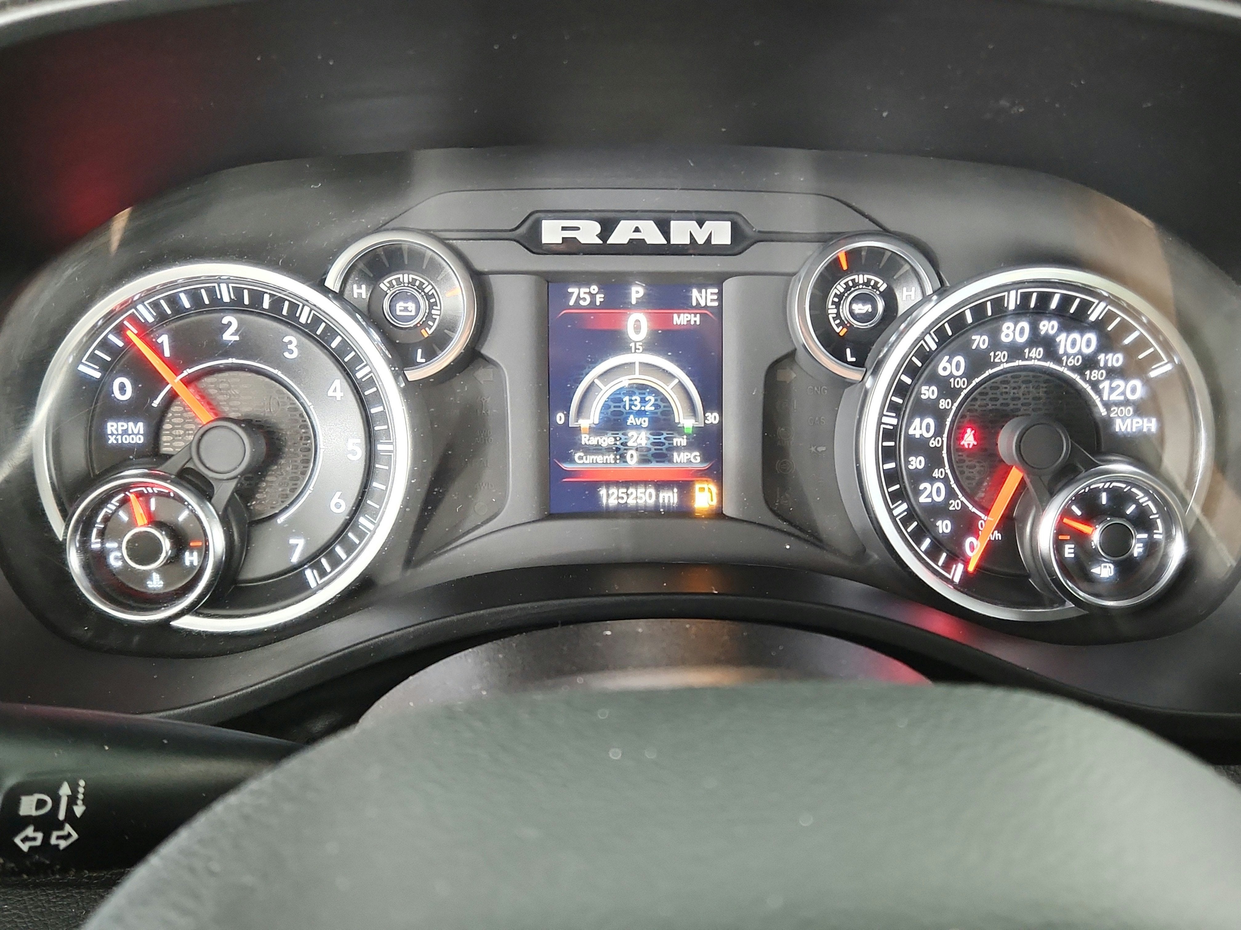 2023 RAM Ram 1500 Big Horn 4x4 Crew Cab 5'7" Box
