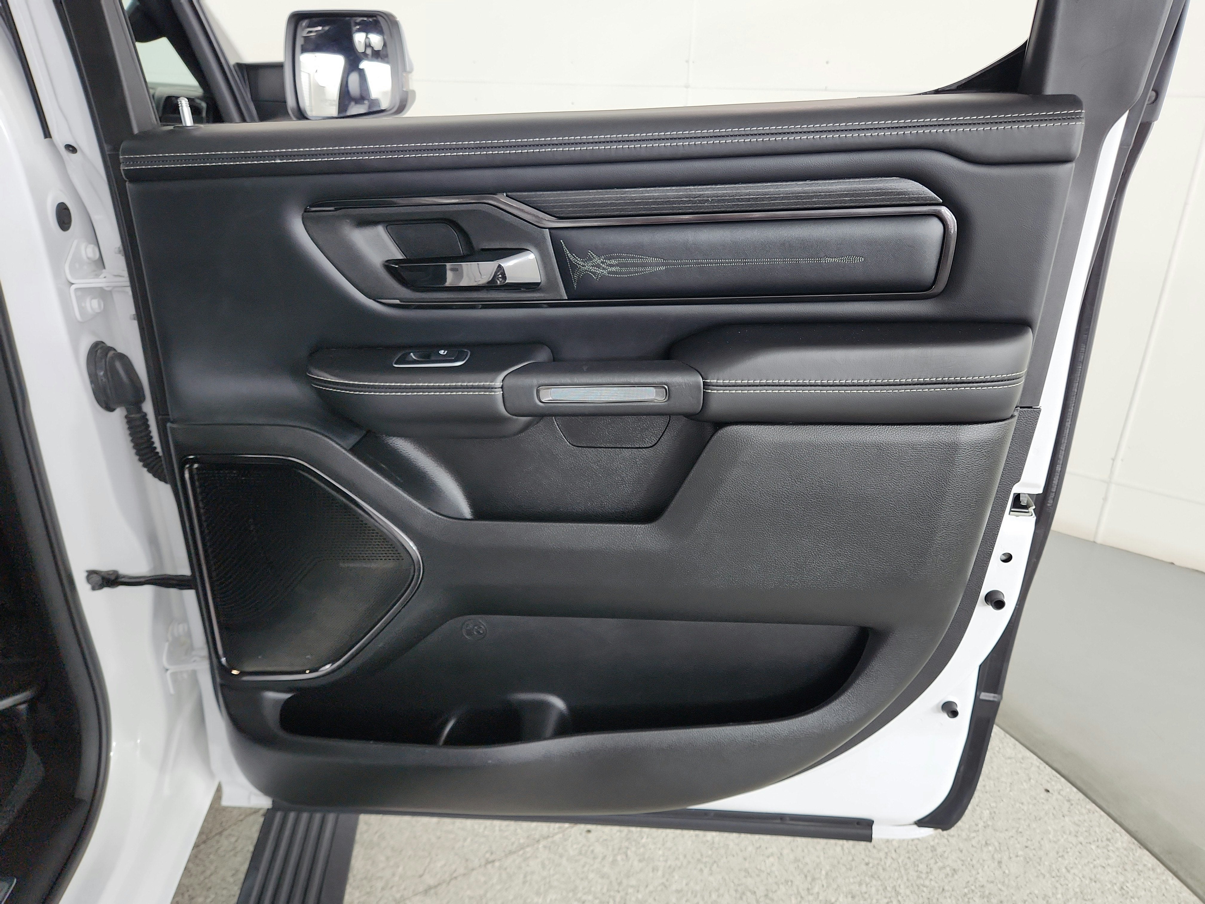 2023 RAM Ram 1500 Limited 4x4 Crew Cab 5'7" Box