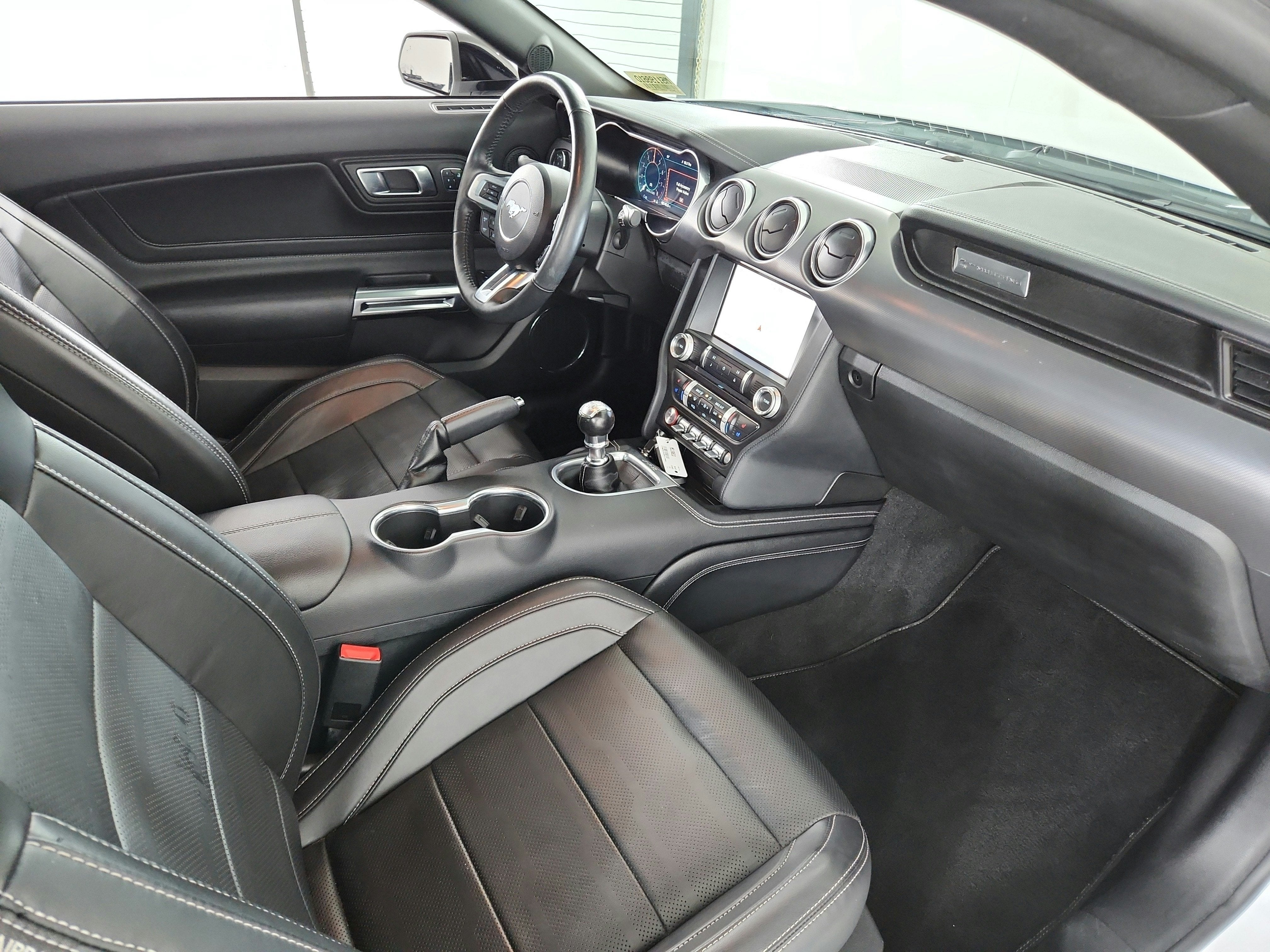 2021 Ford Mustang EcoBoost