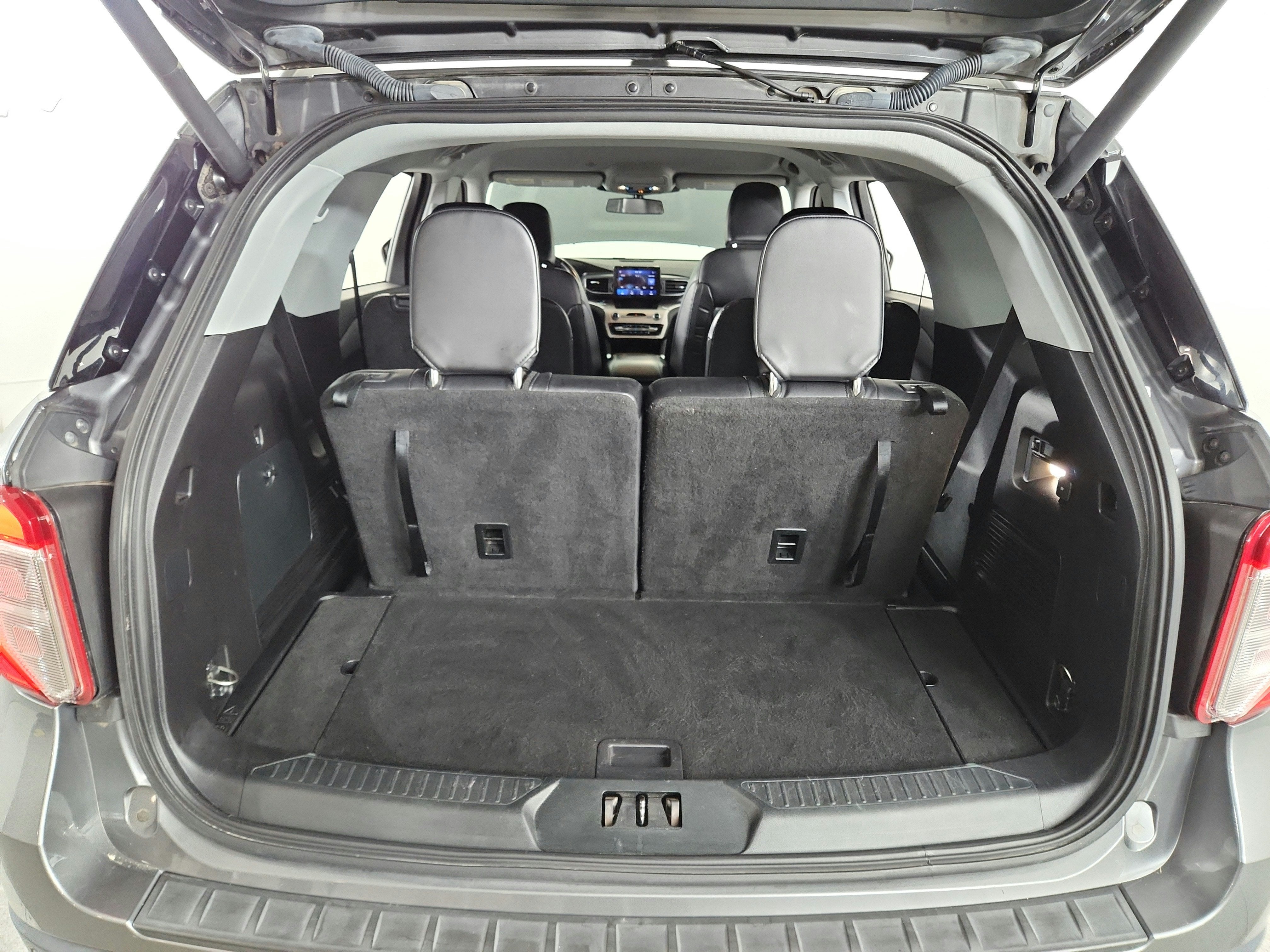 2021 Ford Explorer XLT 4WD