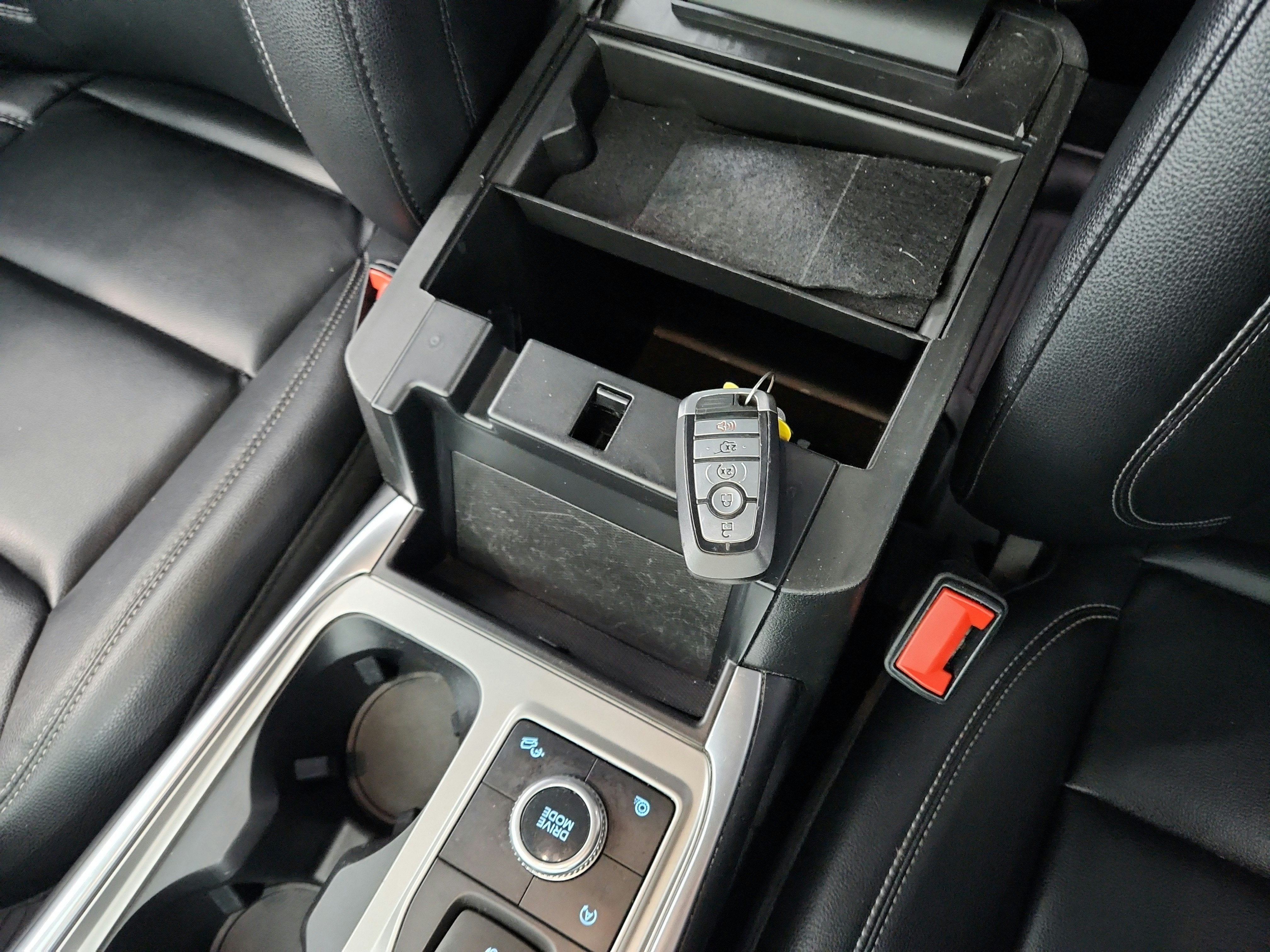 2021 Ford Explorer XLT 4WD