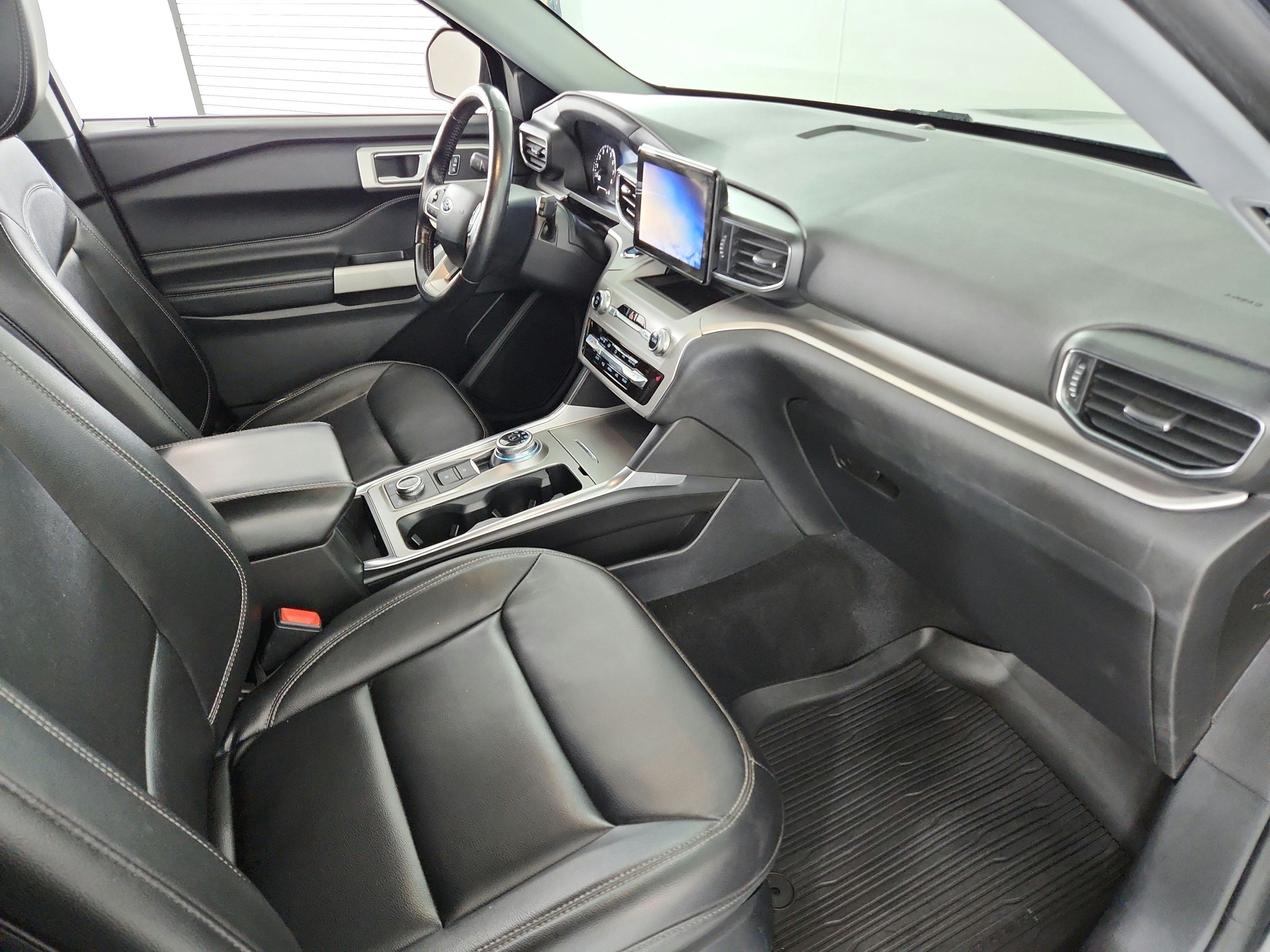 2021 Ford Explorer XLT 4WD