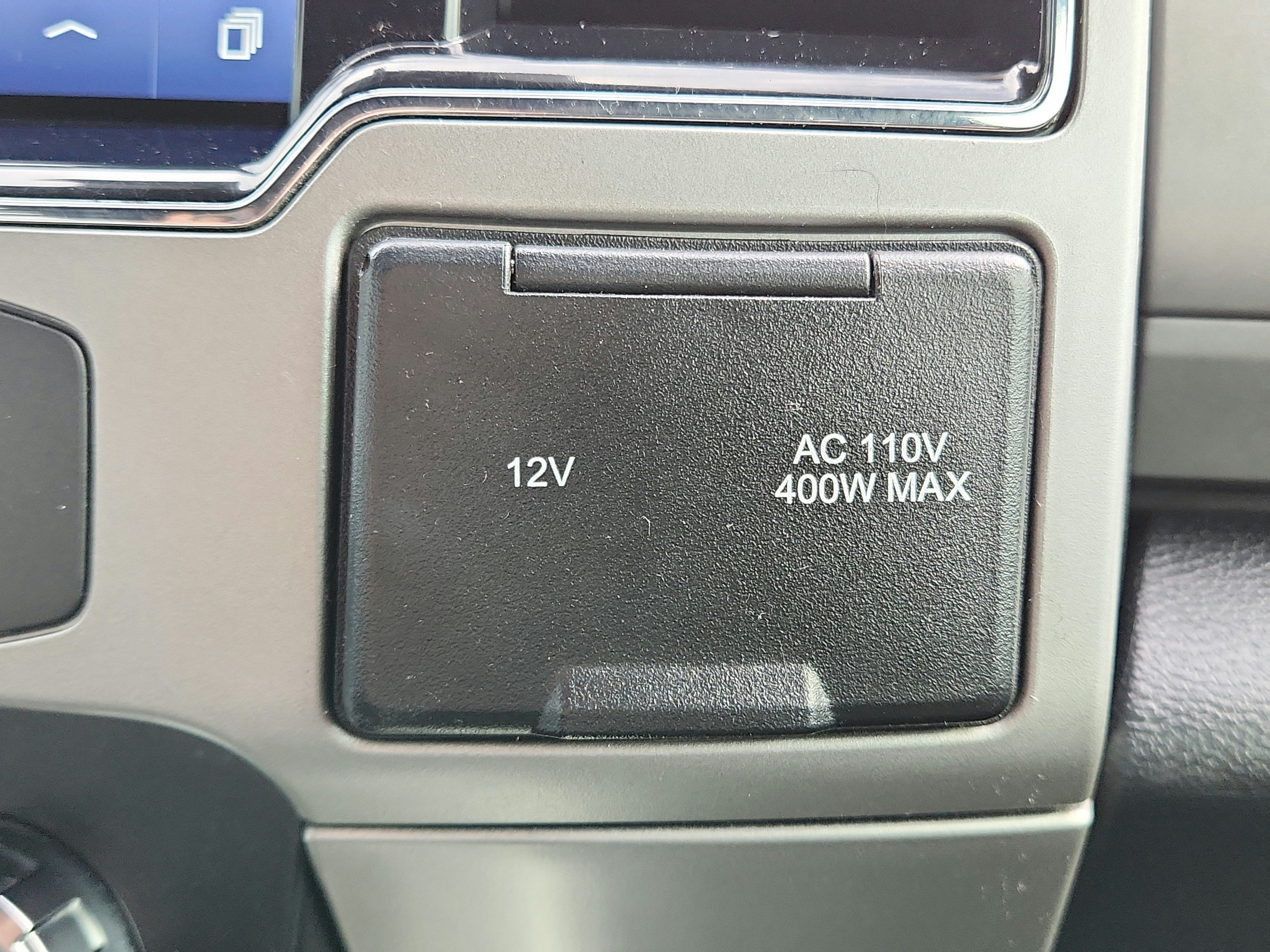 2022 Ford F-350 LARIAT 4WD Crew Cab 6.75' Box