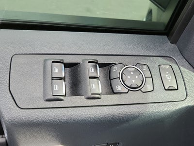 2022 Ford F-350 LARIAT 4WD Crew Cab 6.75' Box