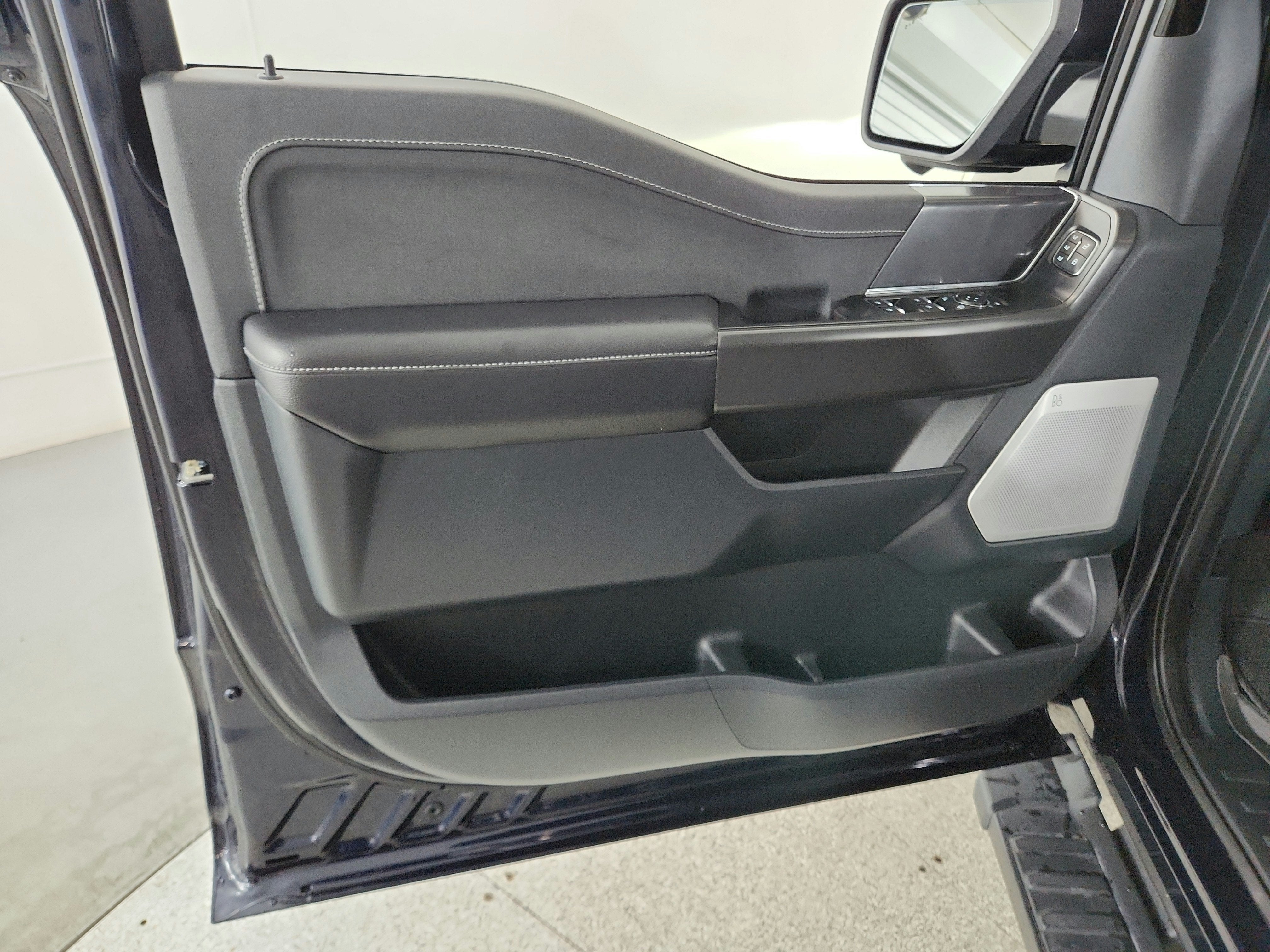 2025 Ford F-150 LARIAT 4WD SuperCrew 5.5' Box