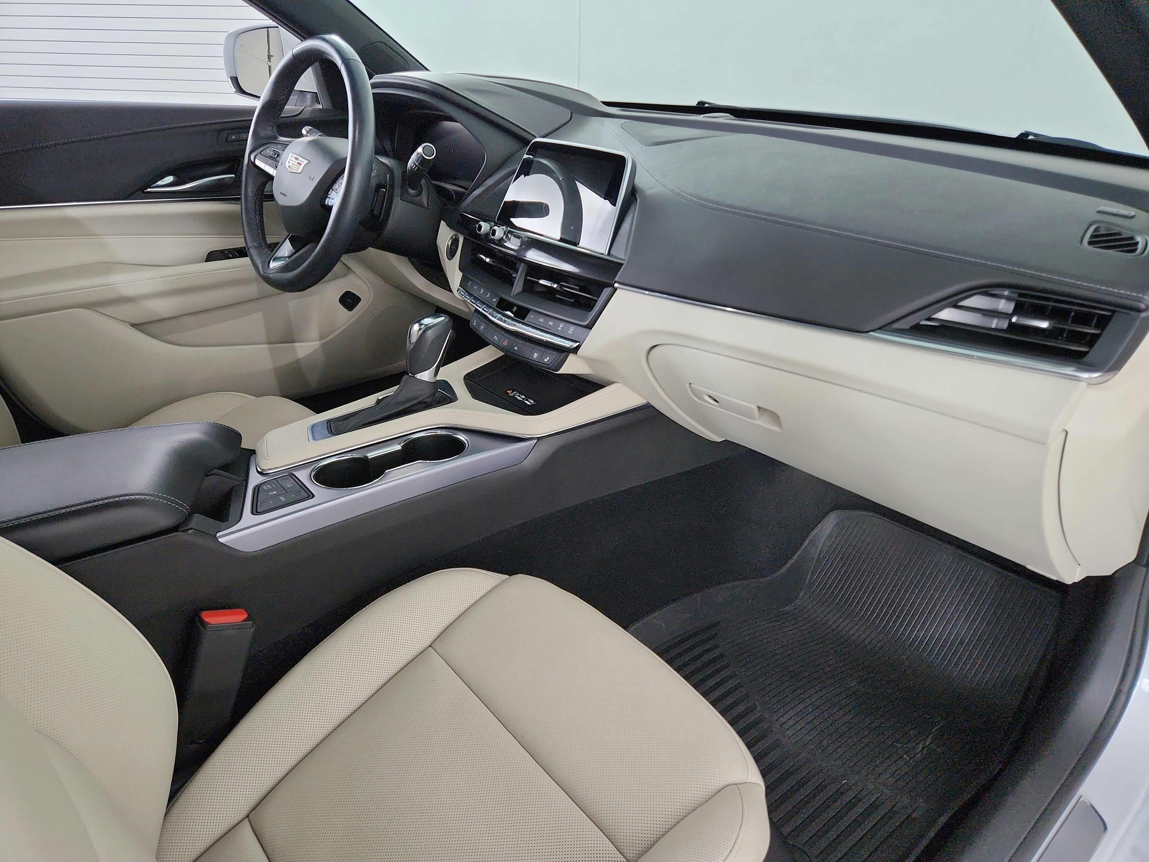 2024 Cadillac CT4 Premium Luxury