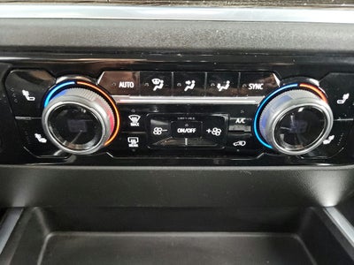 2022 Chevrolet Silverado 1500 4WD Crew Cab 147" RST