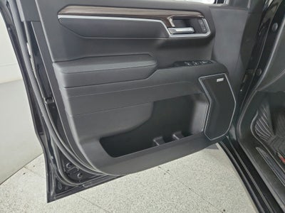 2022 Chevrolet Silverado 1500 4WD Crew Cab 147" RST