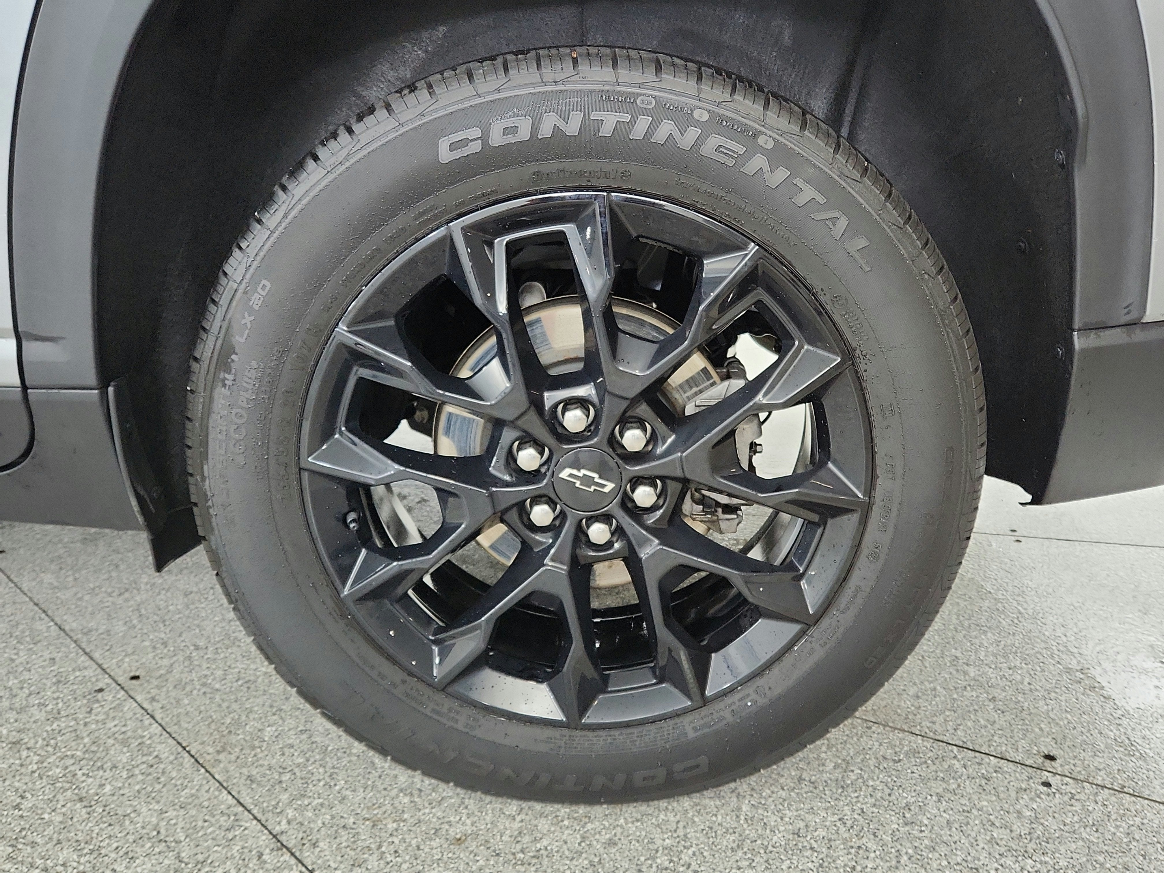 2024 Chevrolet Traverse FWD LT