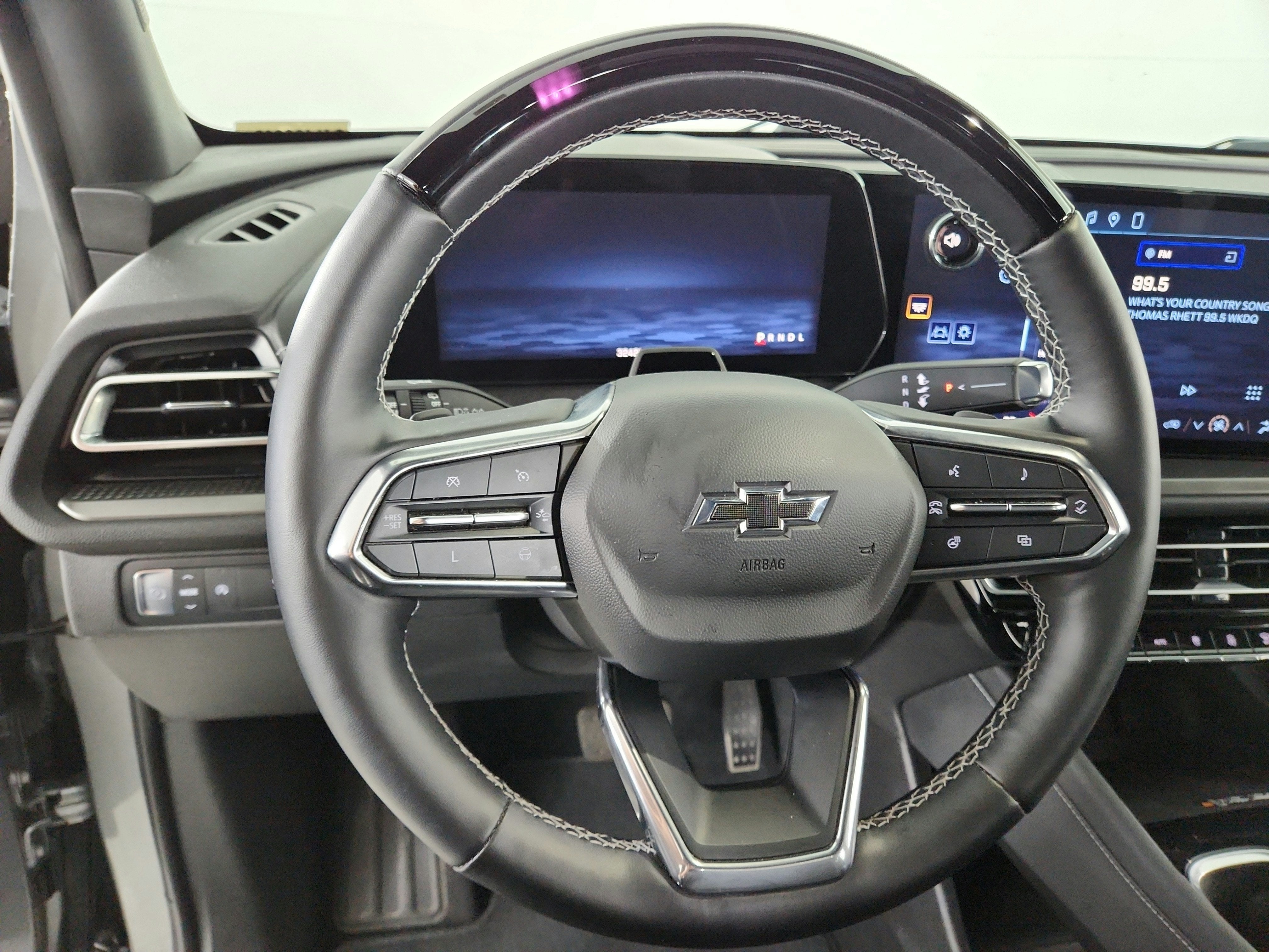 2024 Chevrolet Traverse FWD LT