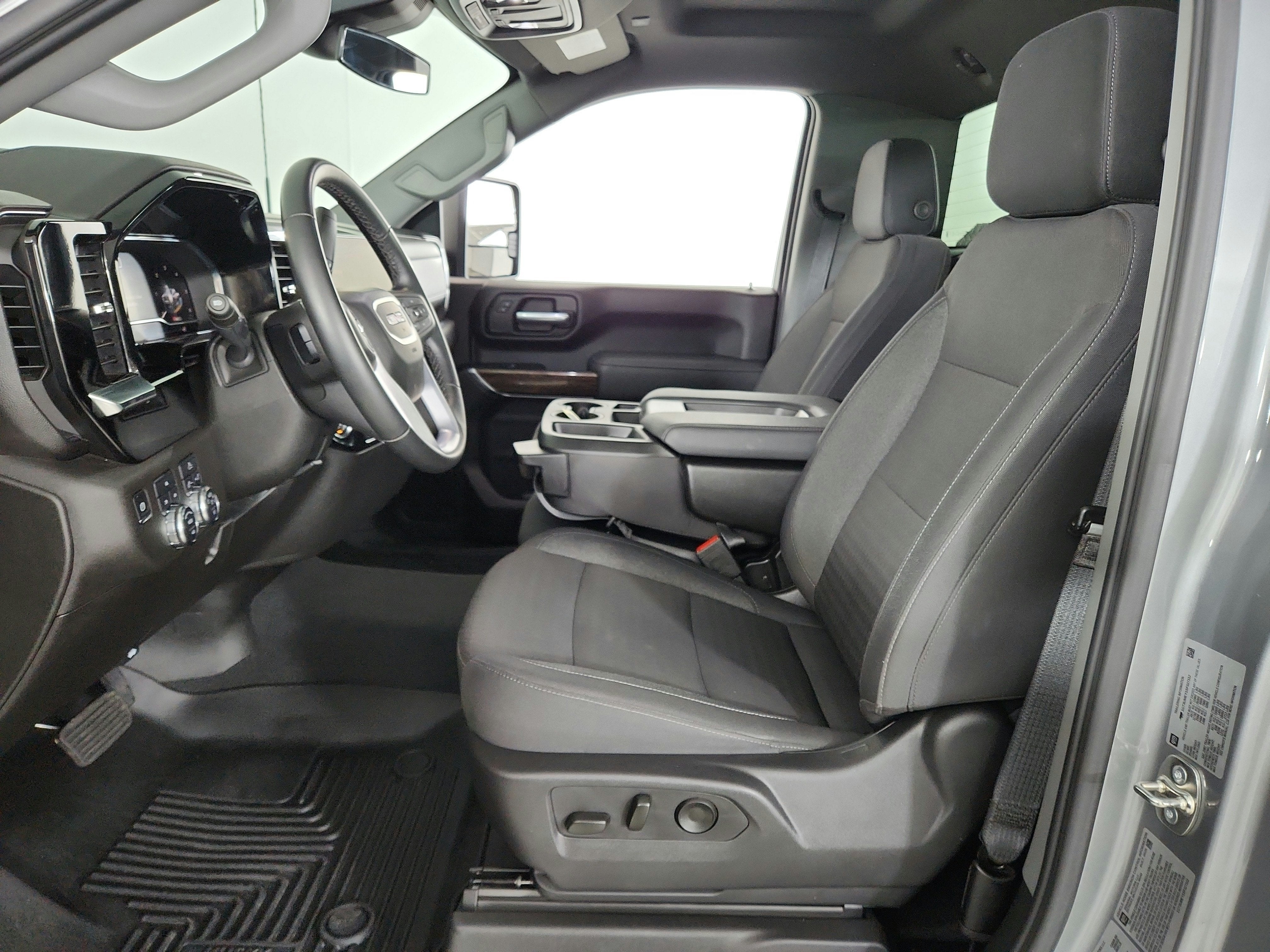 2025 GMC Sierra 2500HD SLE