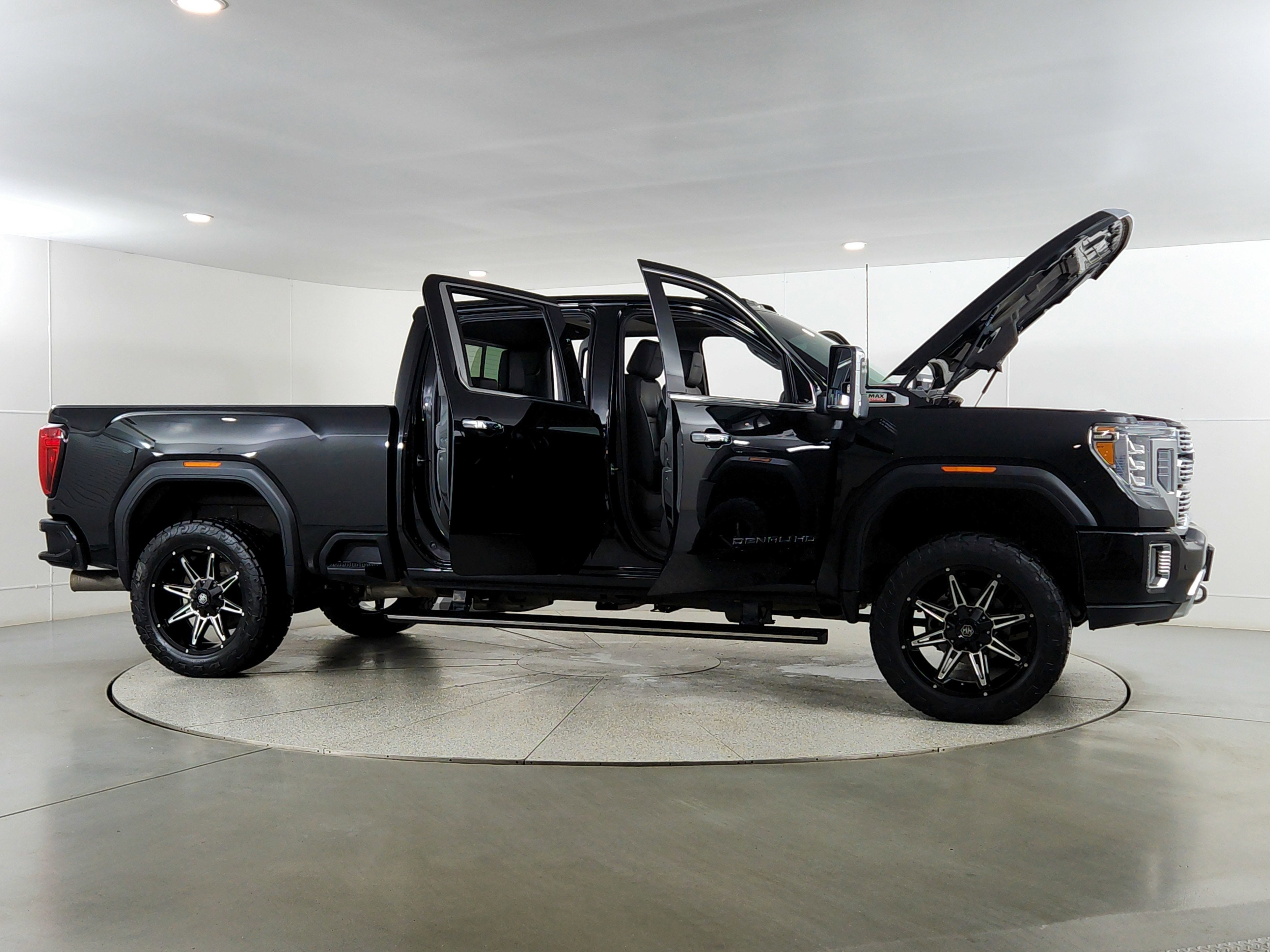 2021 GMC Sierra 2500HD Denali