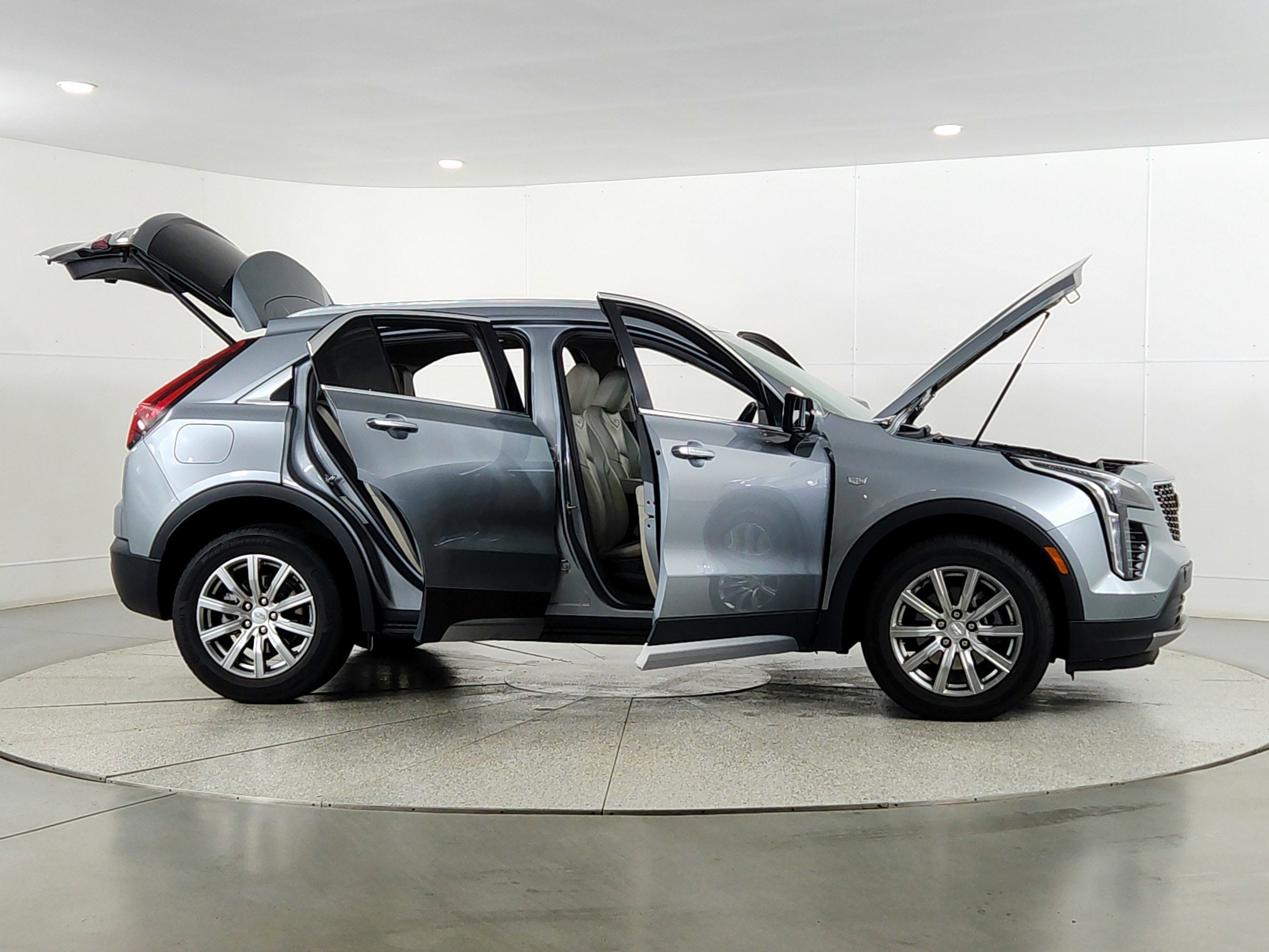 2023 Cadillac XT4 AWD Premium Luxury